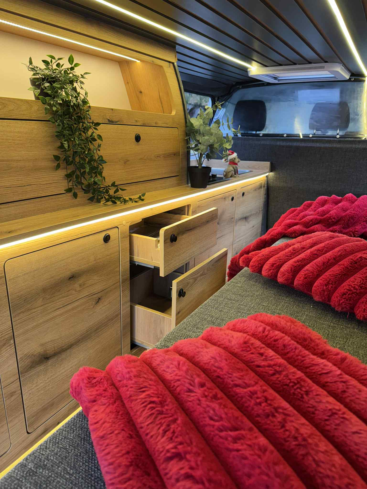 Volkswagen Transporter 2019 27