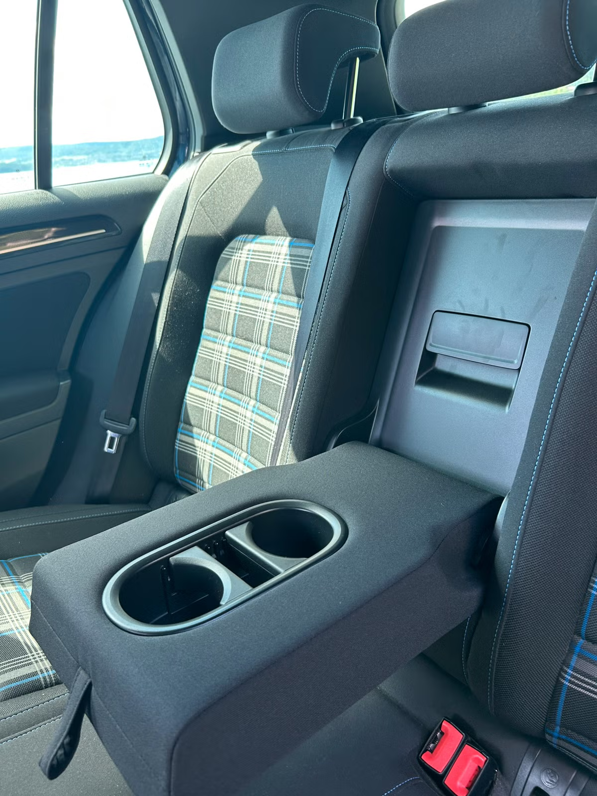 Volkswagen Golf GTE 2016 9