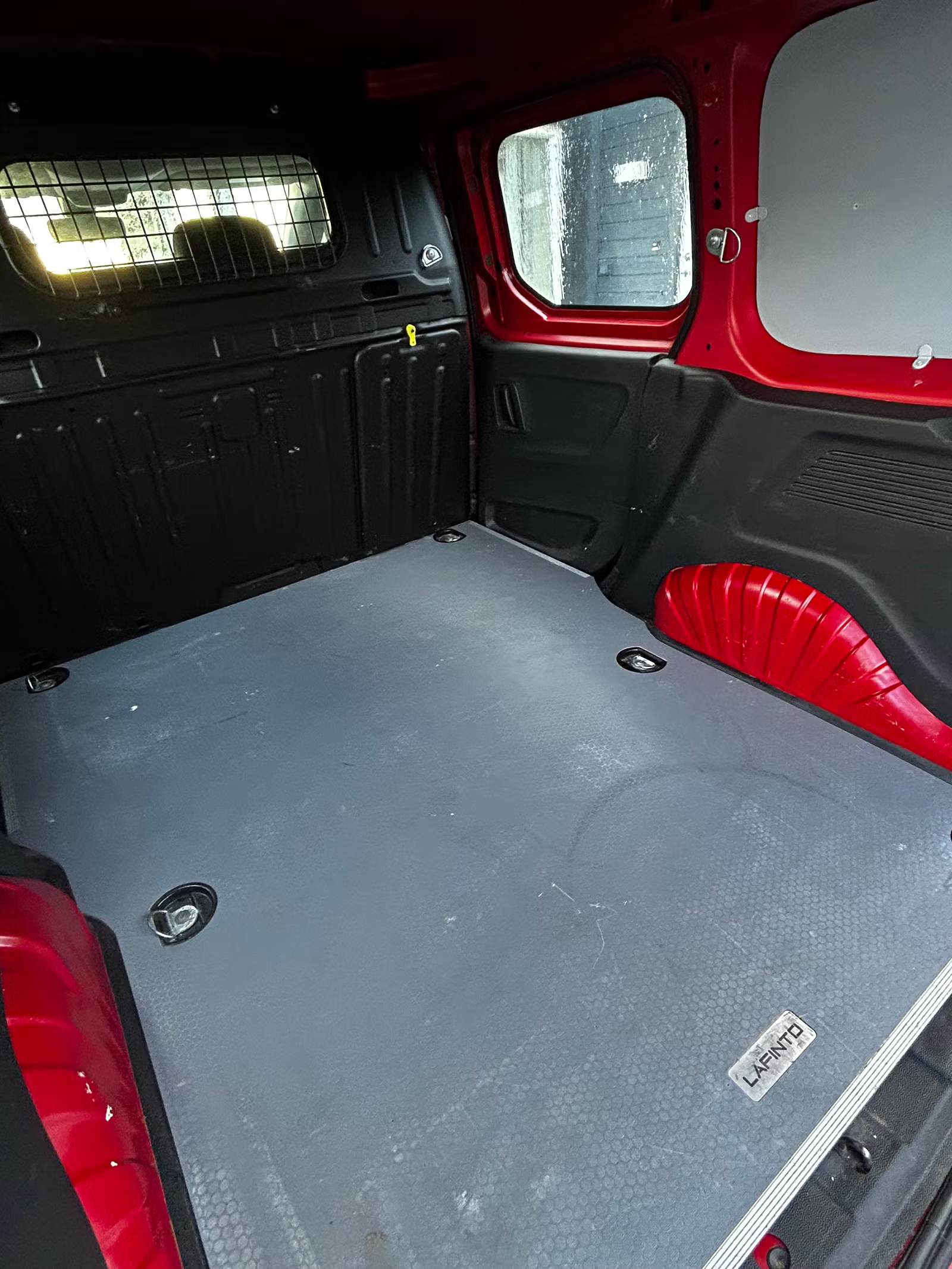 Peugeot Partner 2019 10