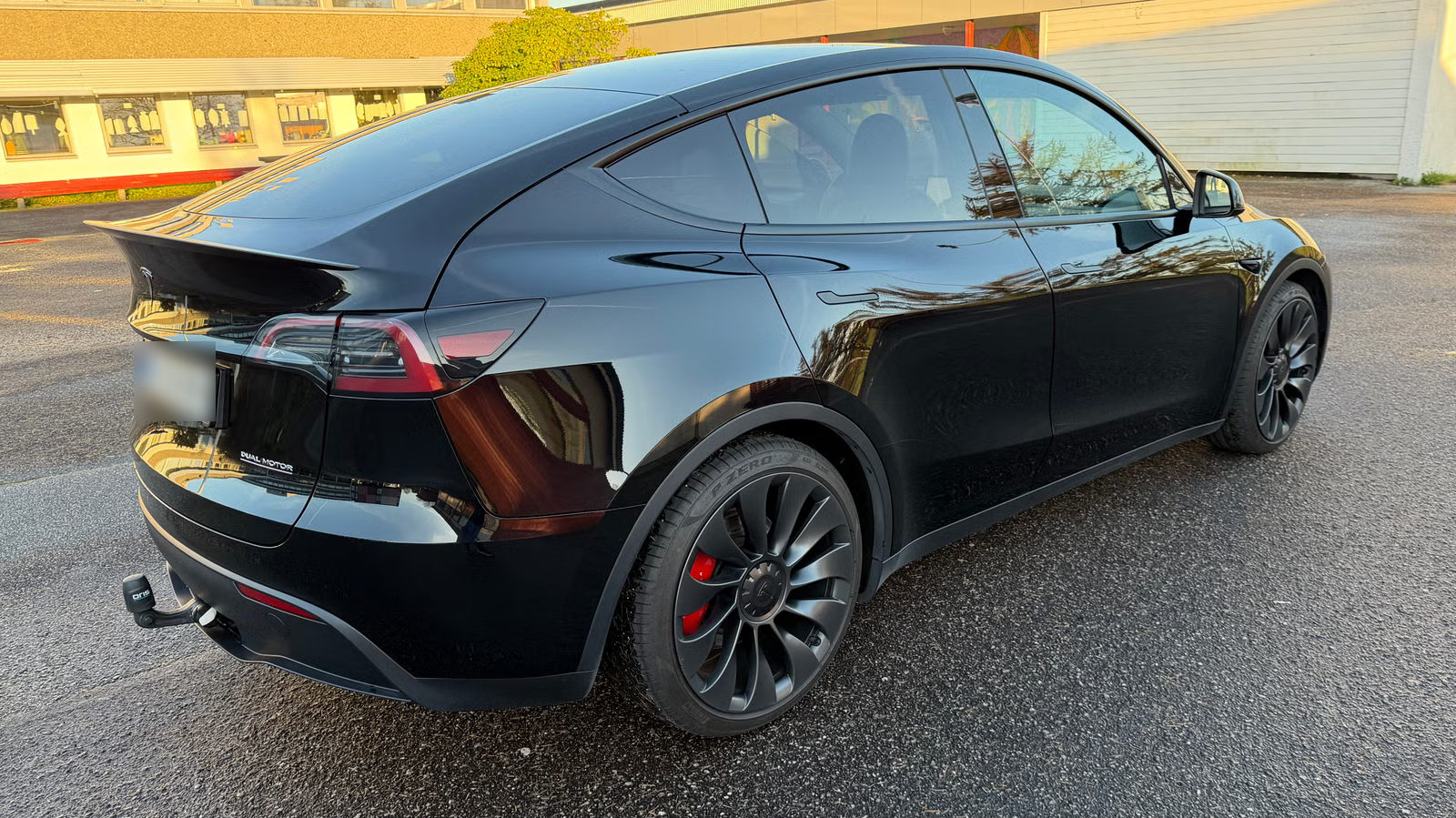 Tesla Model Y Performance 2023 4