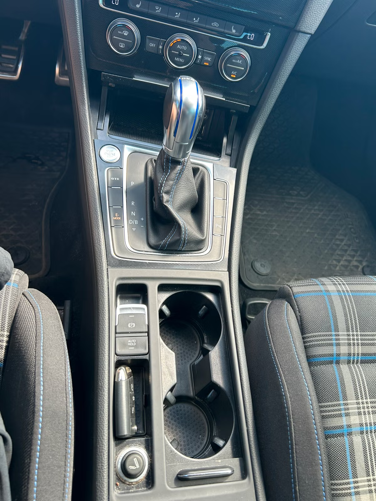 Volkswagen Golf GTE 2016 6