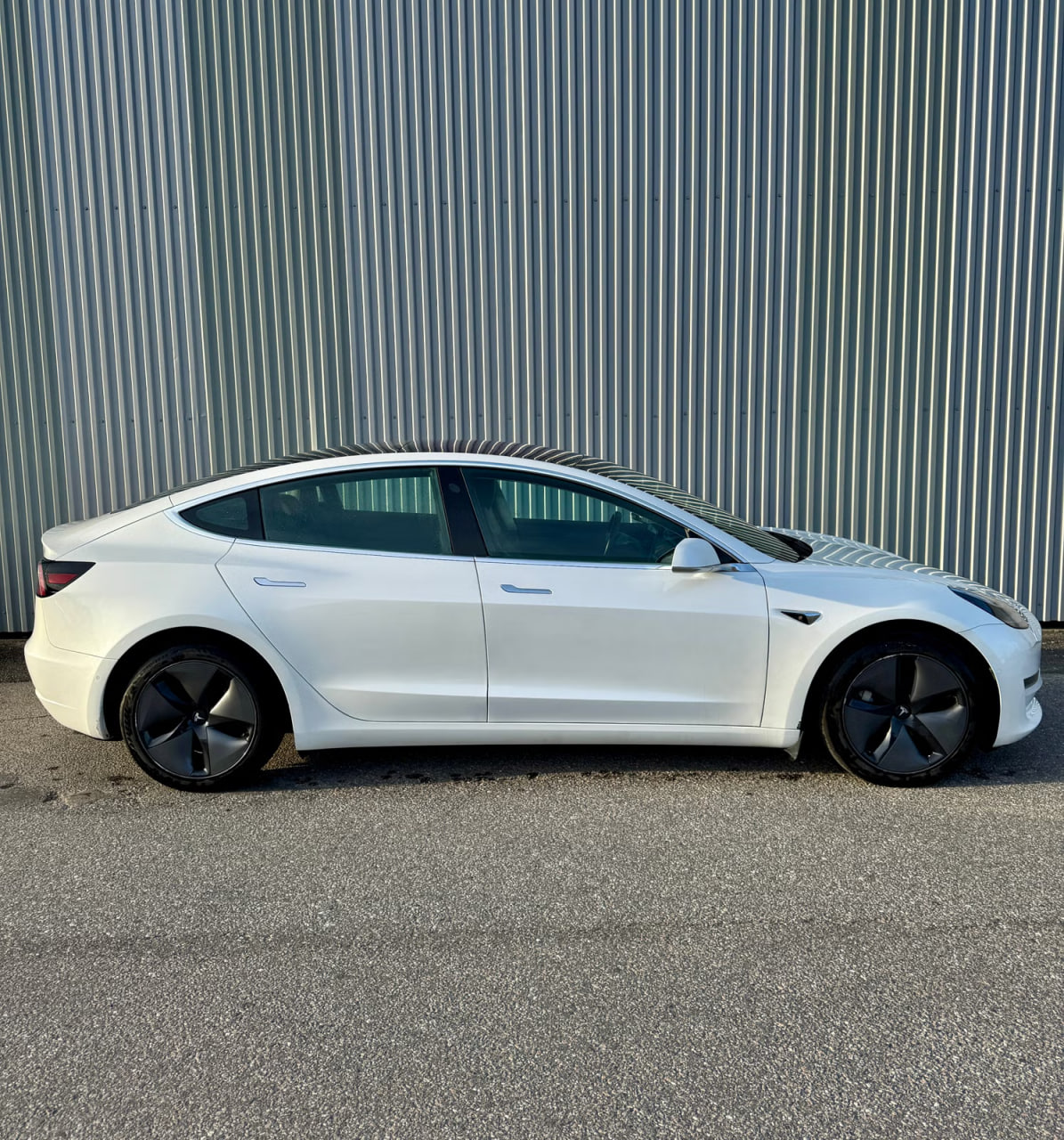 Tesla Model 3 Long Range AWD 2019 22
