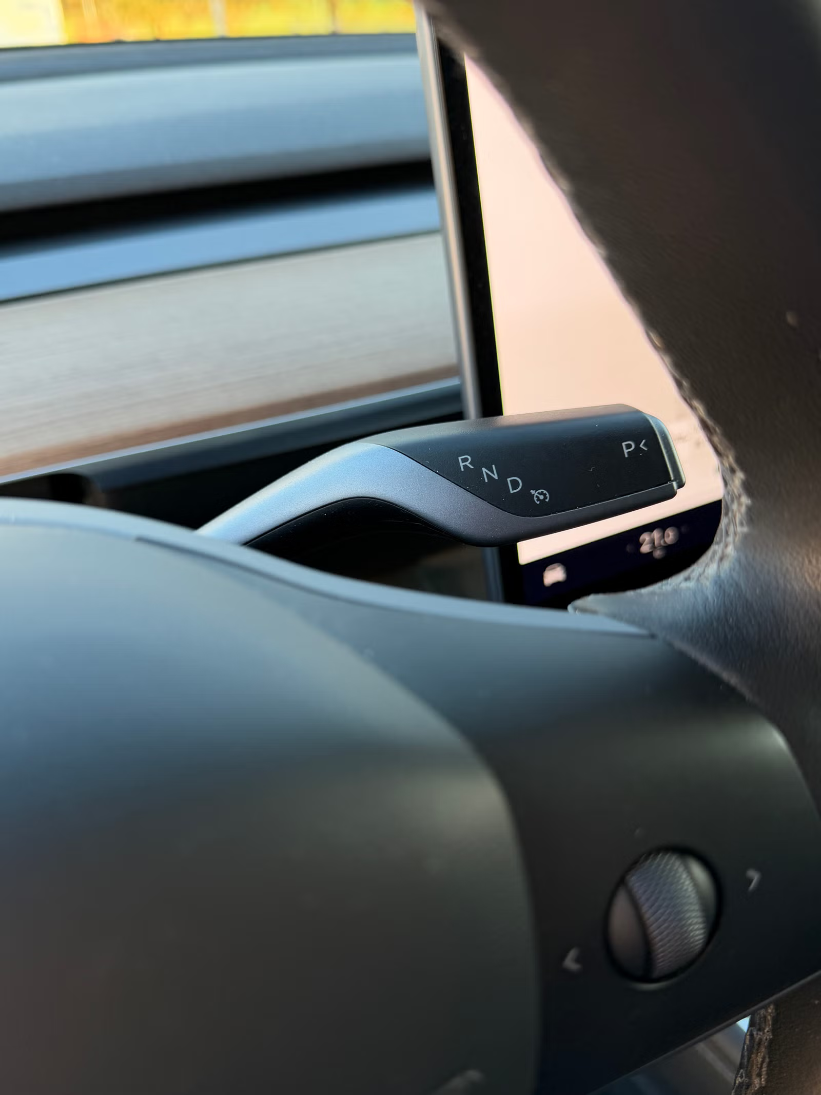 Tesla Model Y Performance 2023 37