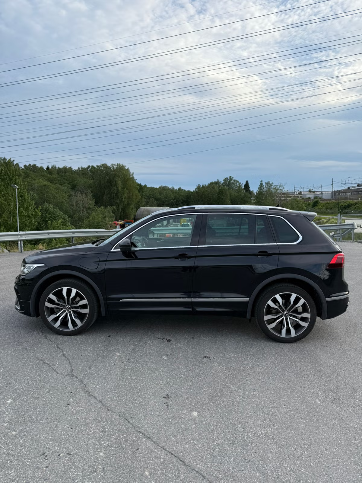 Volkswagen Tiguan eHybrid R-Line 2023 10