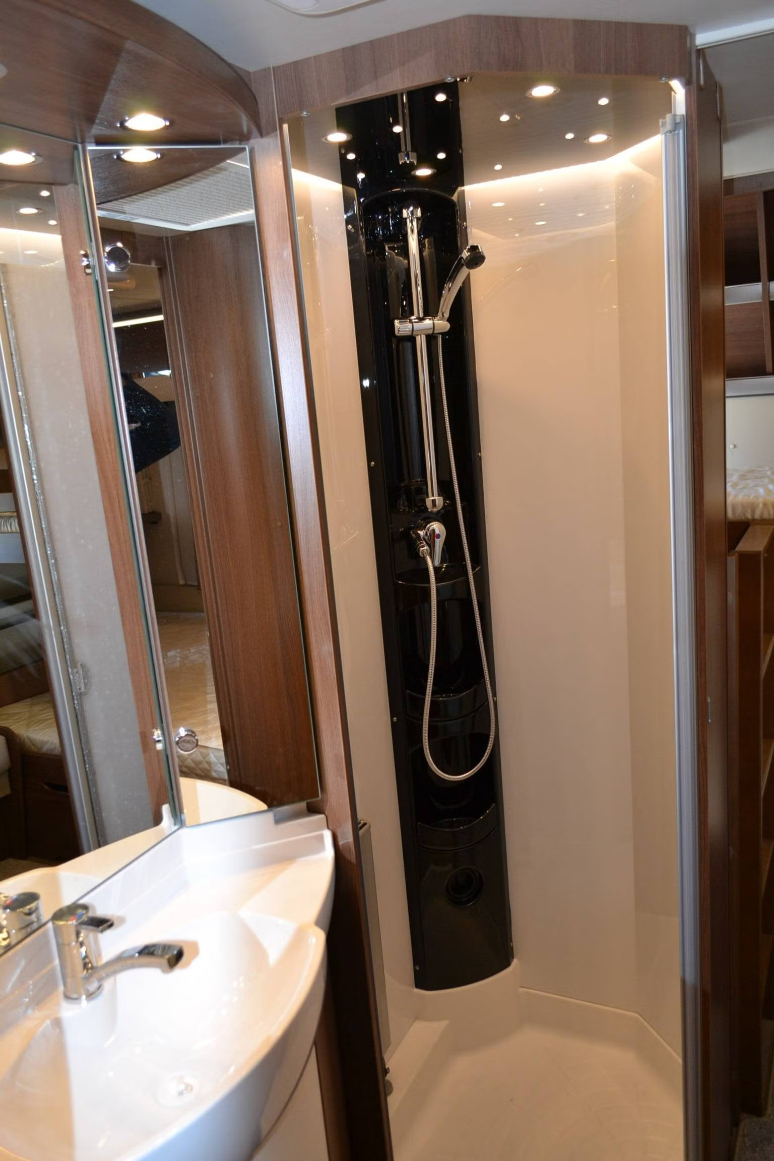 Hobby 720 KWFU Prestige 2020 23