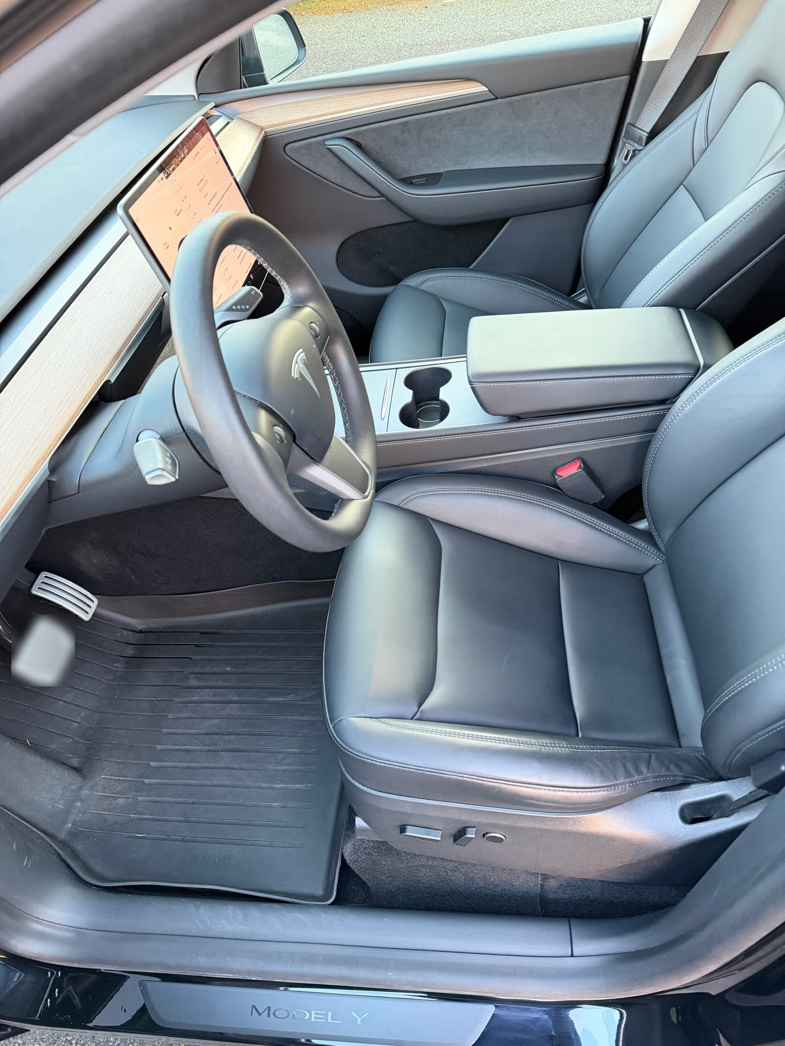 Tesla Model Y Performance 2023 15