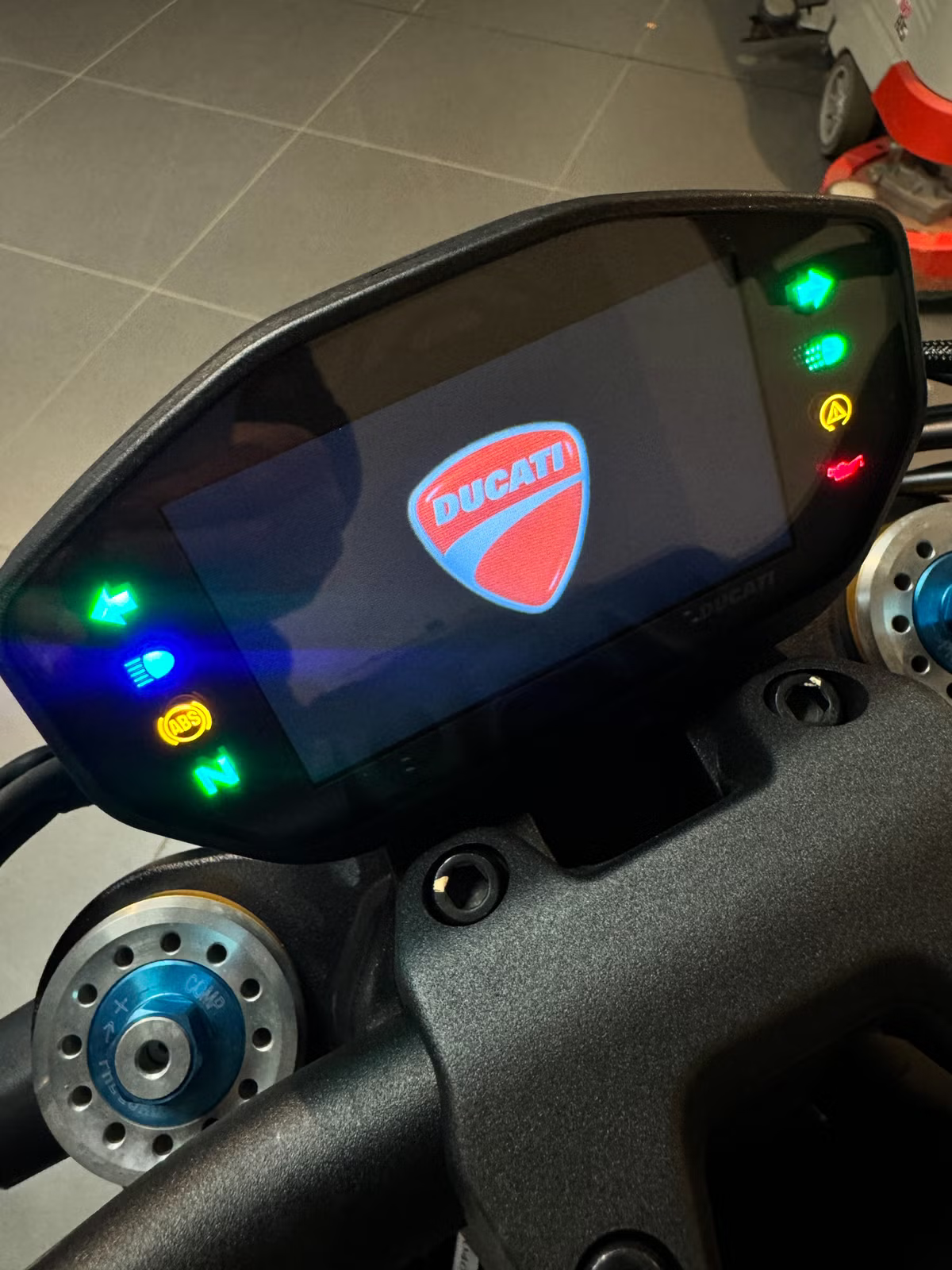 Ducati Monster 1200S 2017 14