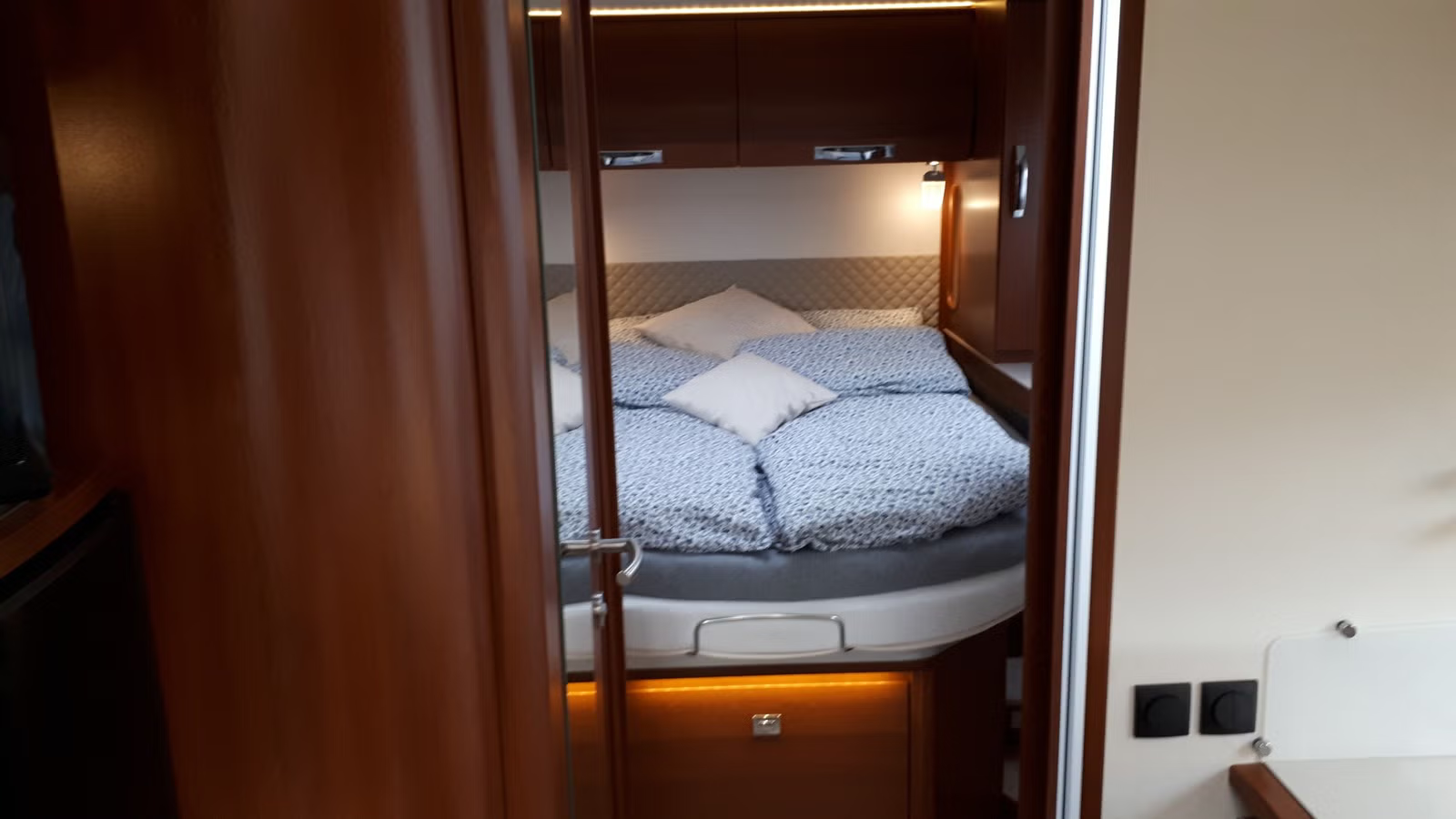 Rapido 8090DF 2017 11