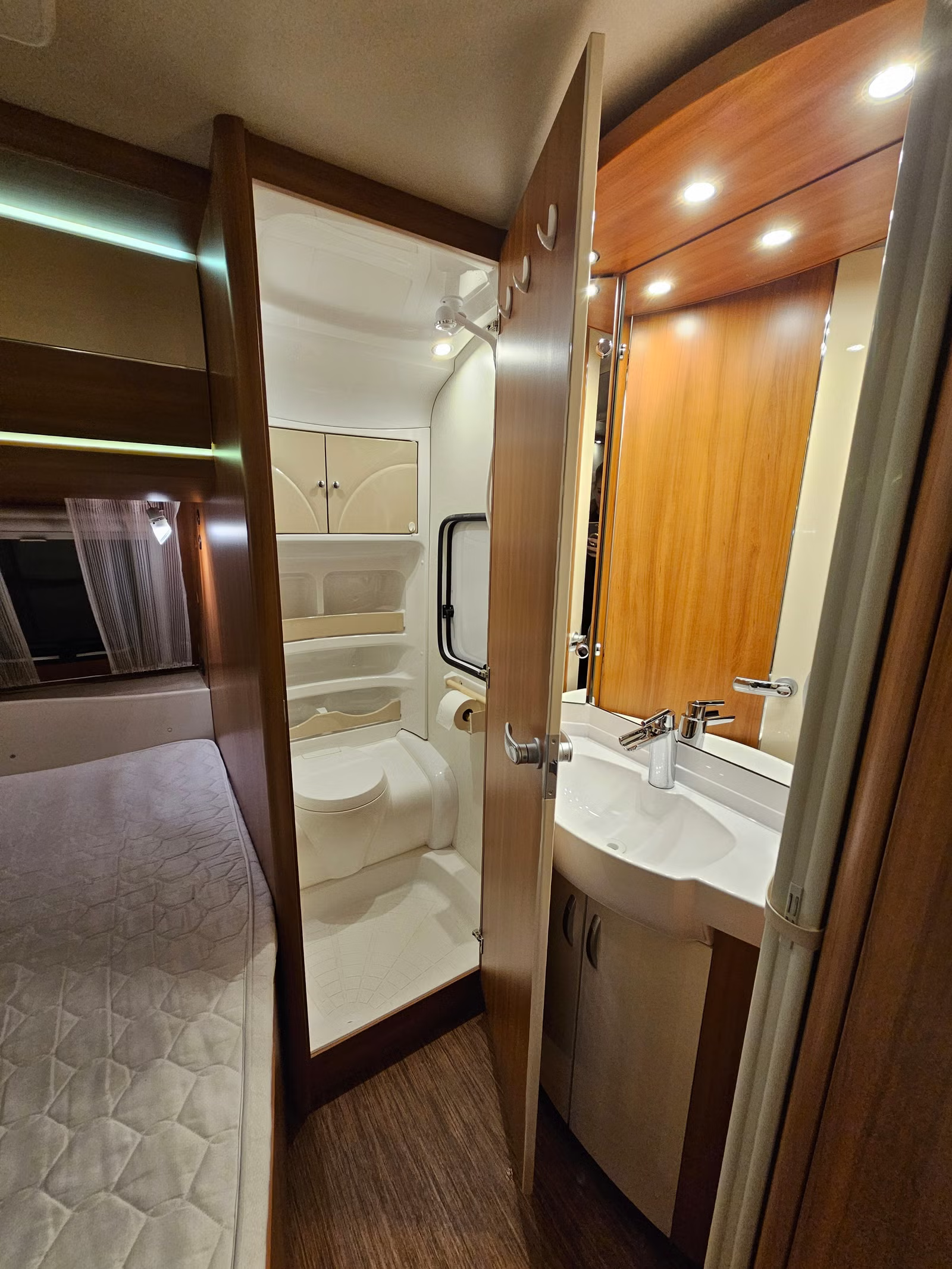 Hobby 560 CFE Excellent 2013 3