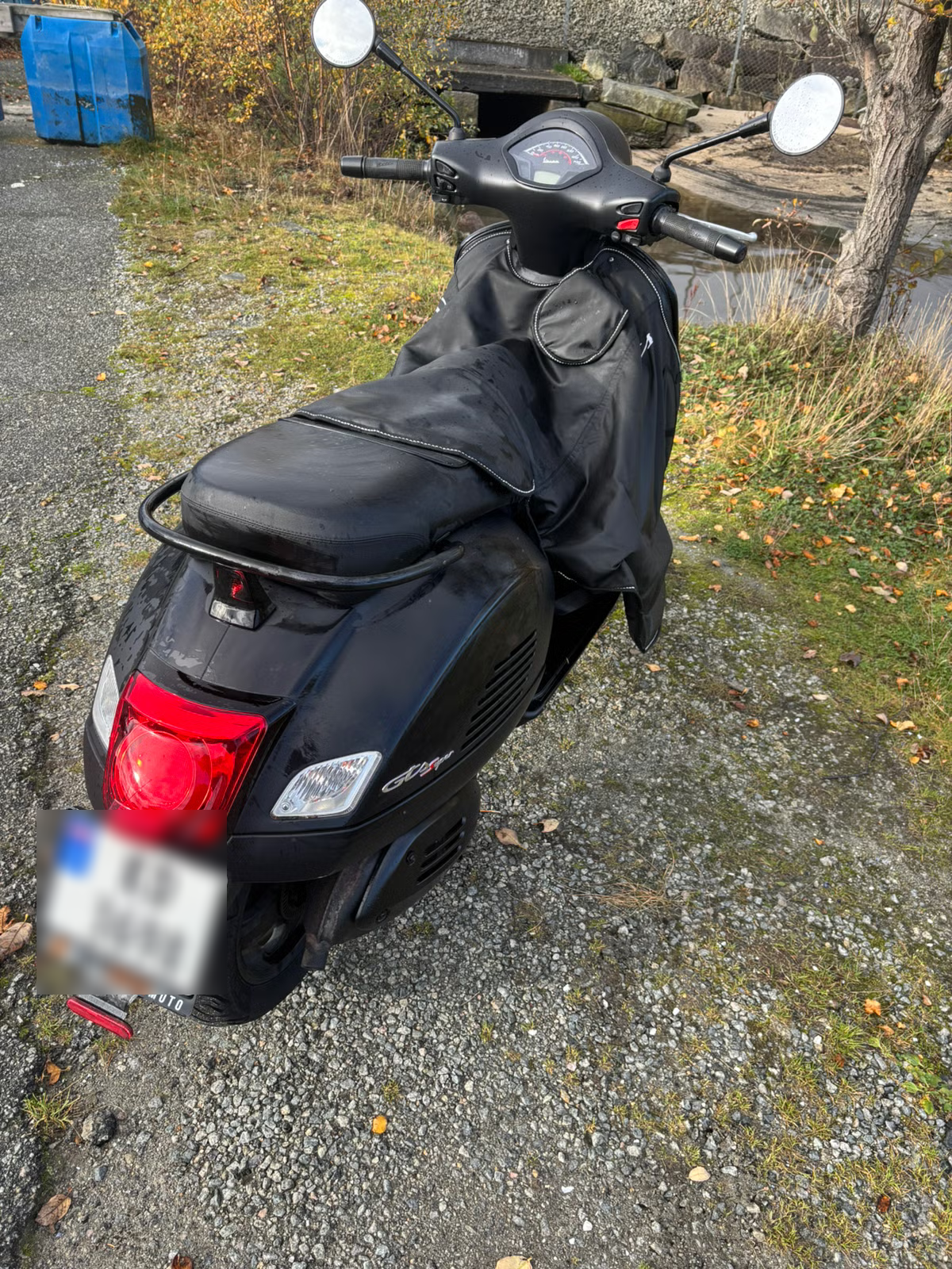 Vespa GTS 300 Notte 2020 7