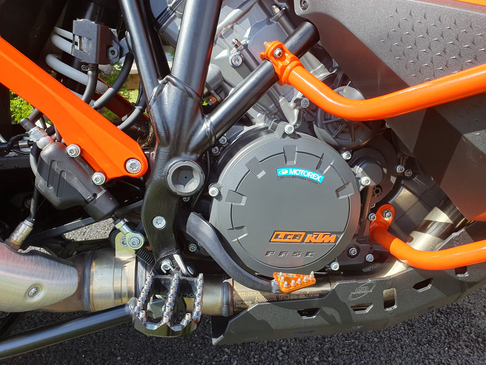 KTM 1290 Super Adventure S 2024 11