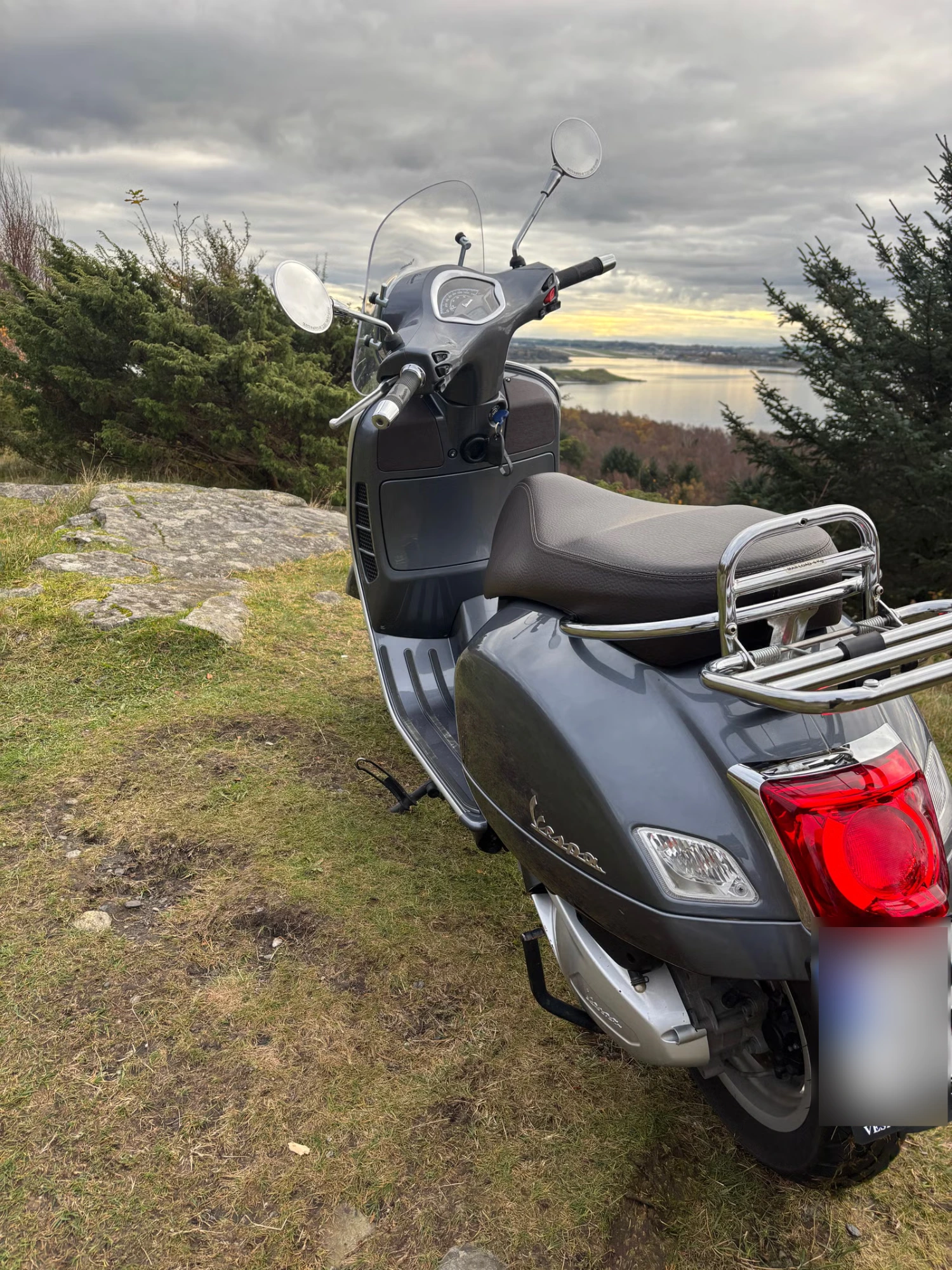 Vespa GTS 300 Touring HPE 2021 7