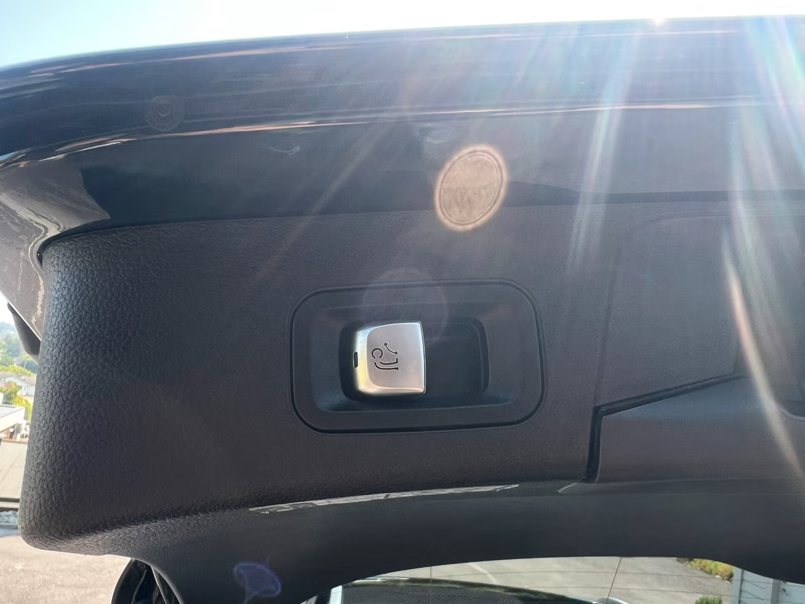 Mercedes-Benz C350e 2016 17