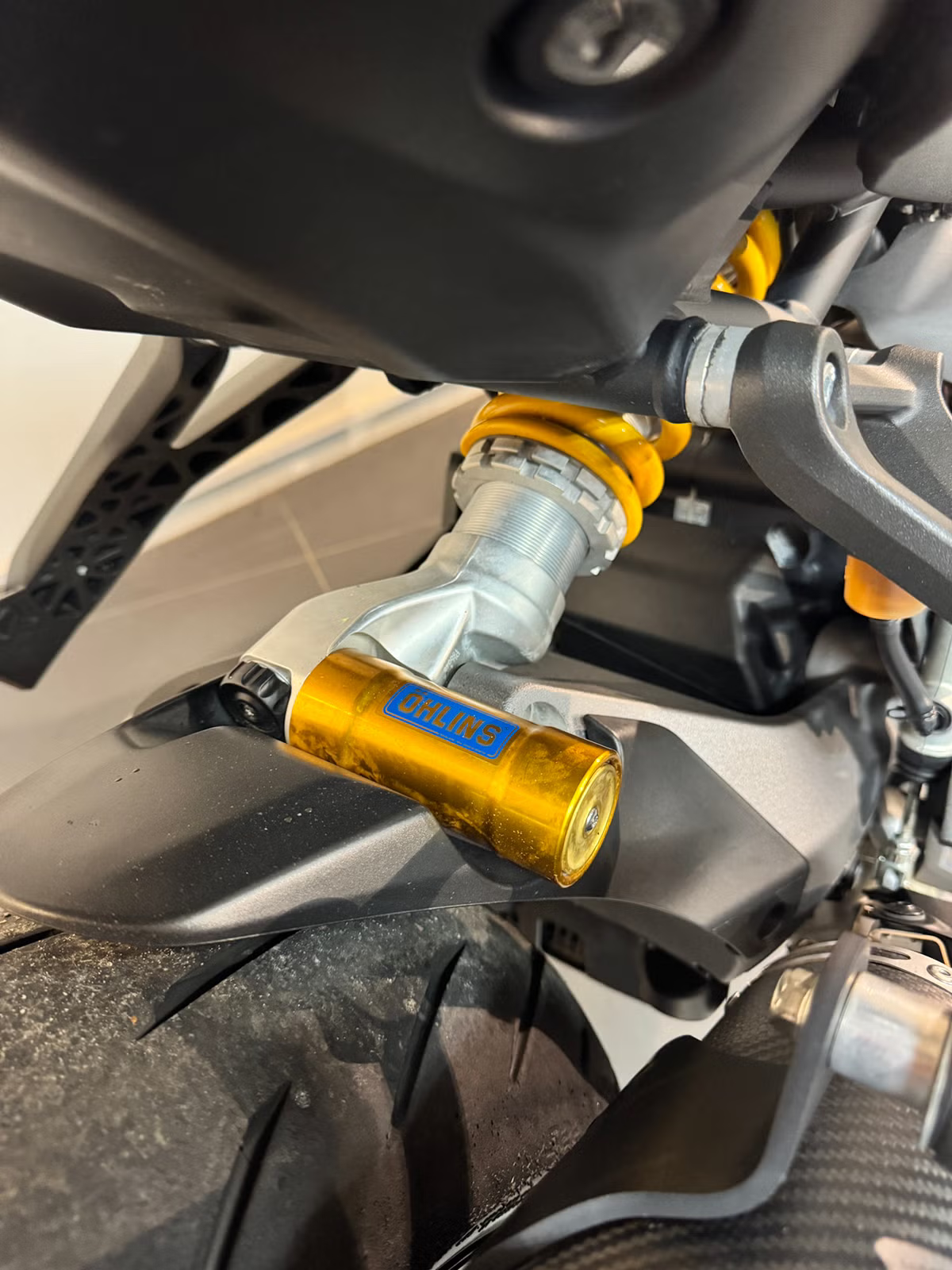 Ducati Monster 1200S 2017 21