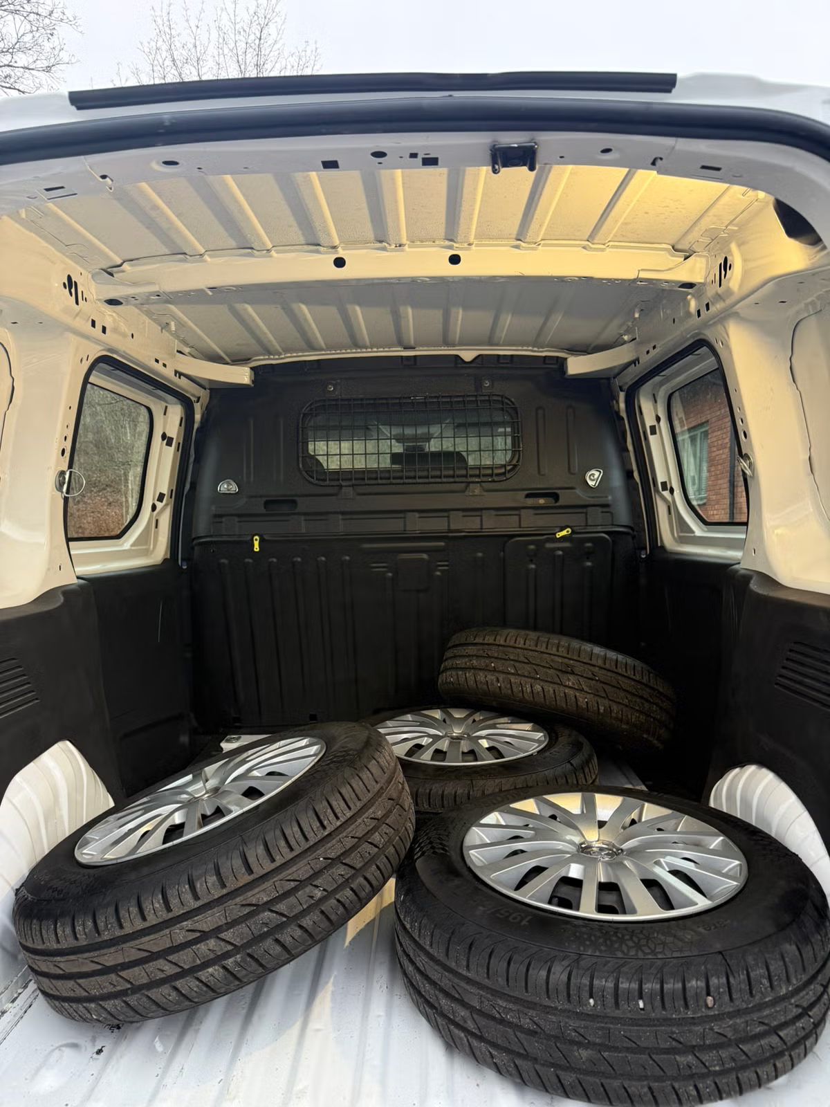 Peugeot Partner 2016 9