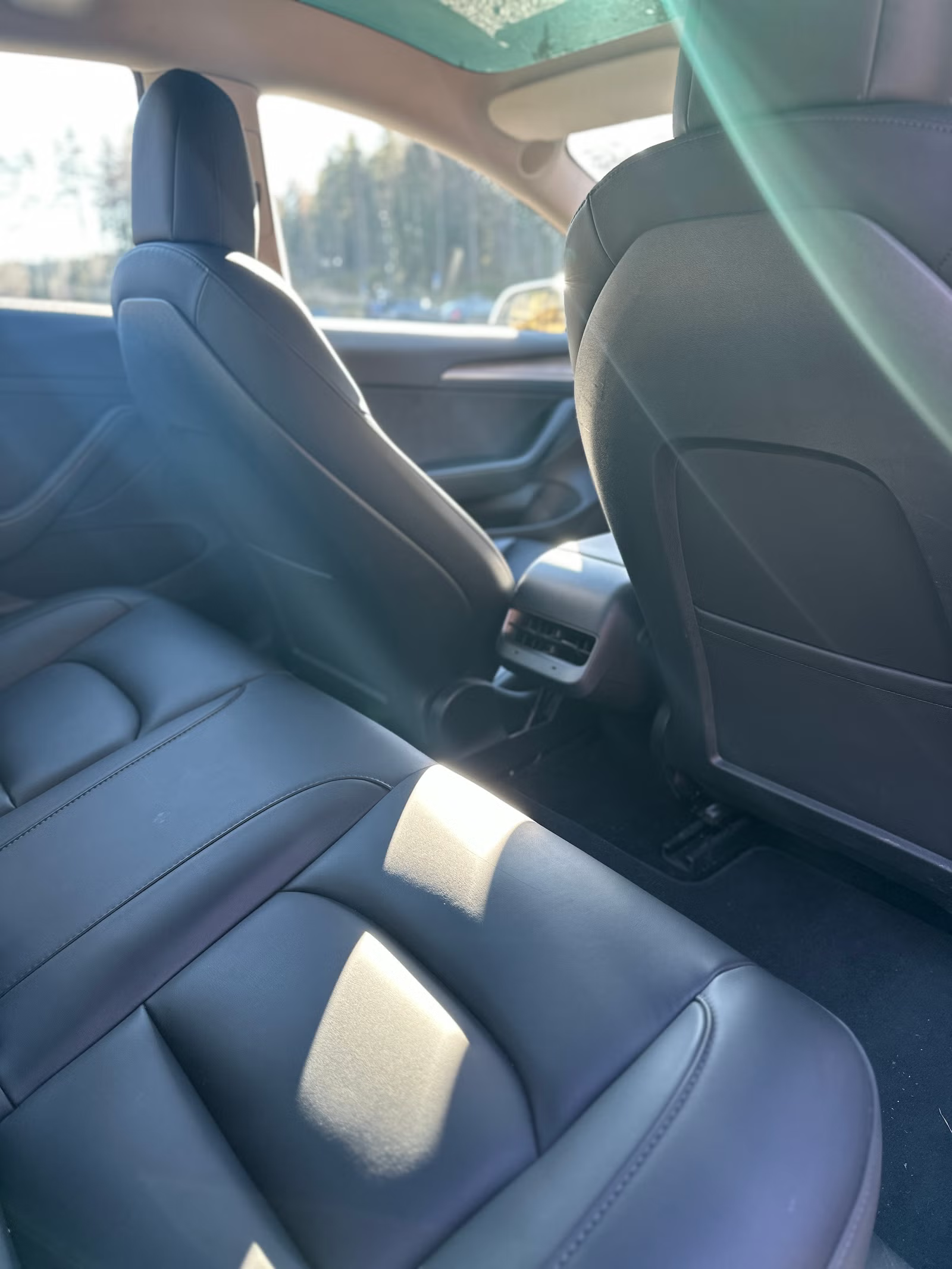 Tesla Model 3 Standard Range 2022 9