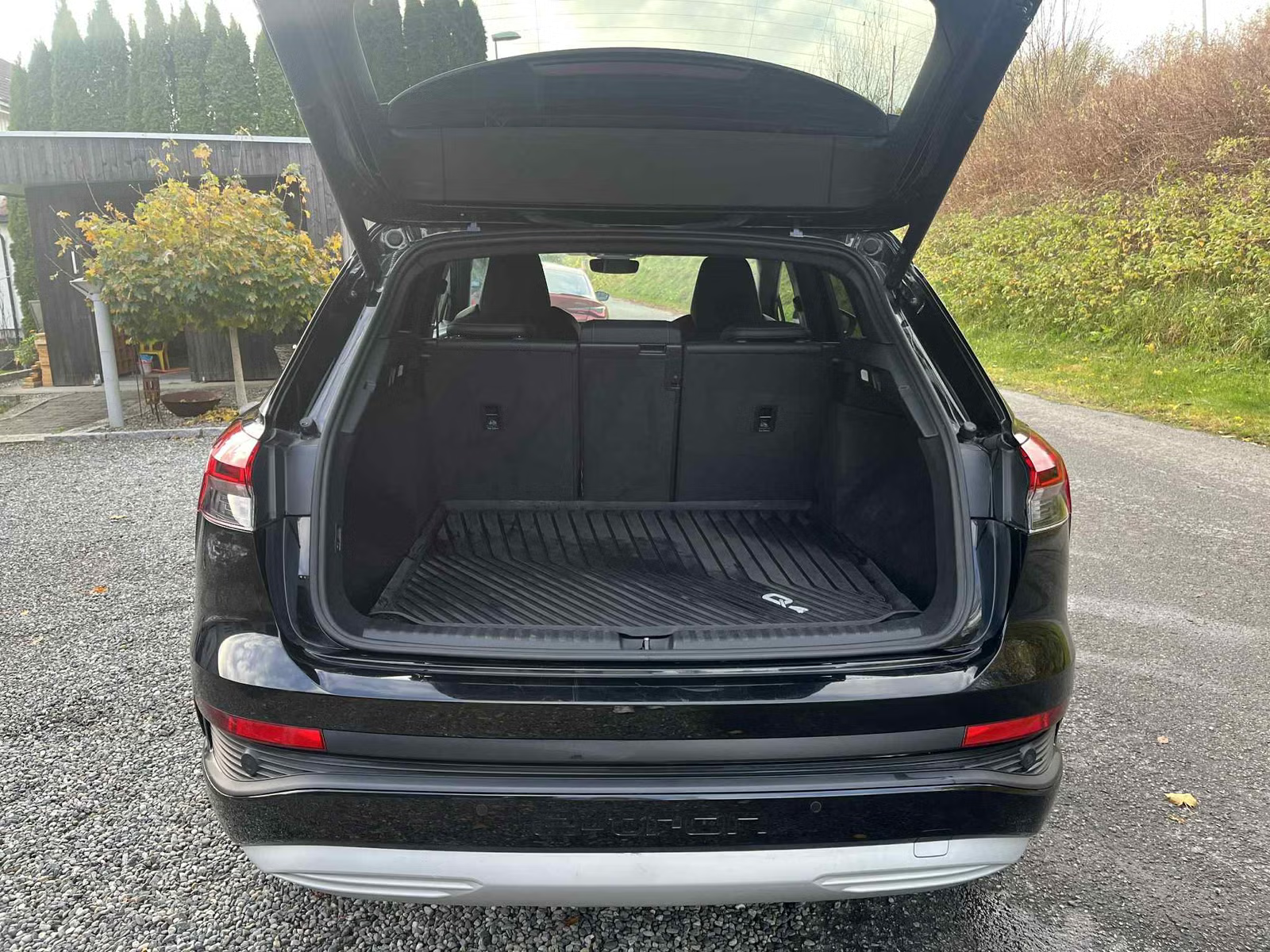 Audi Q4 e-tron 50 quattro 2022 12