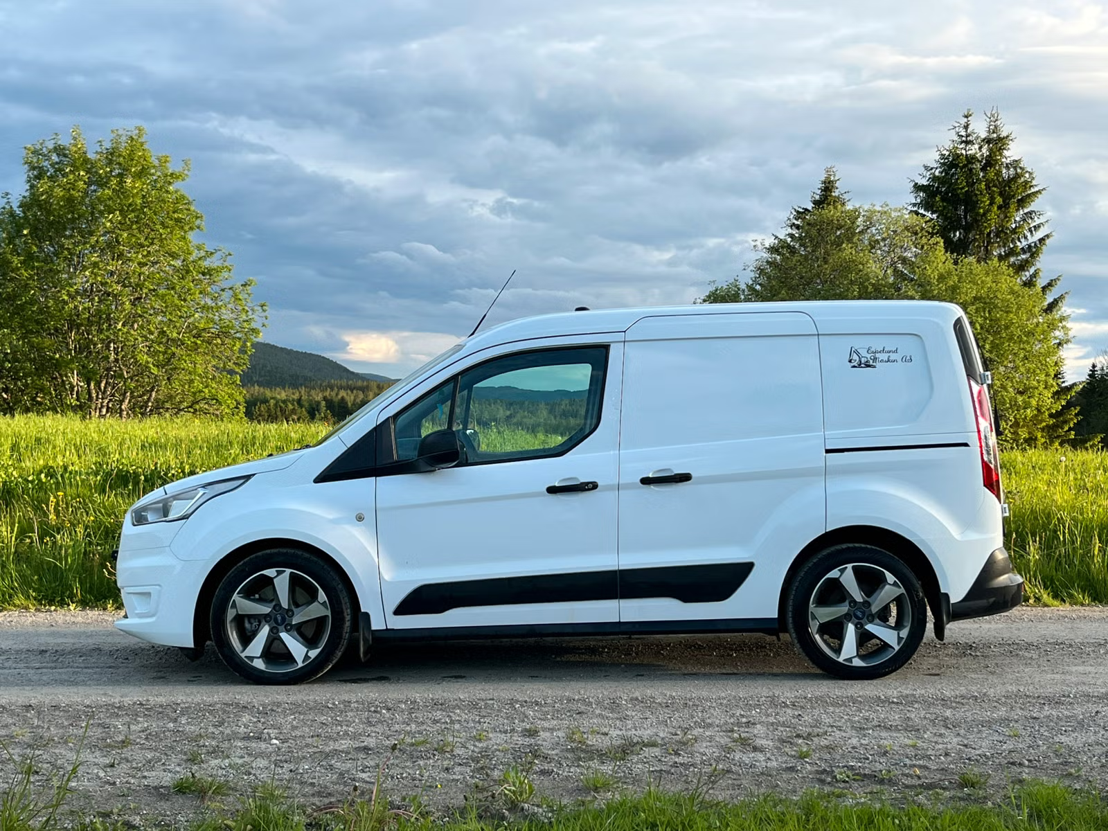 Ford Transit Connect 2019 1