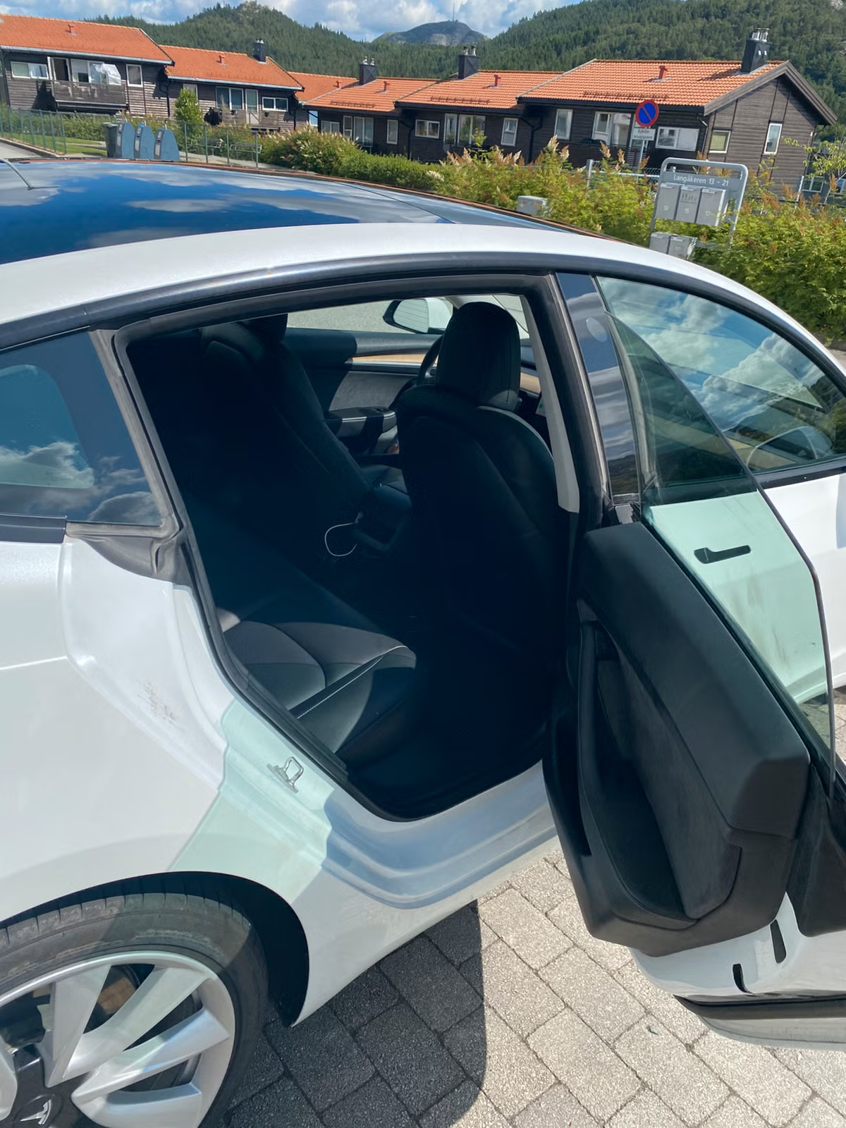 Tesla Model 3 SR+ 2021 2