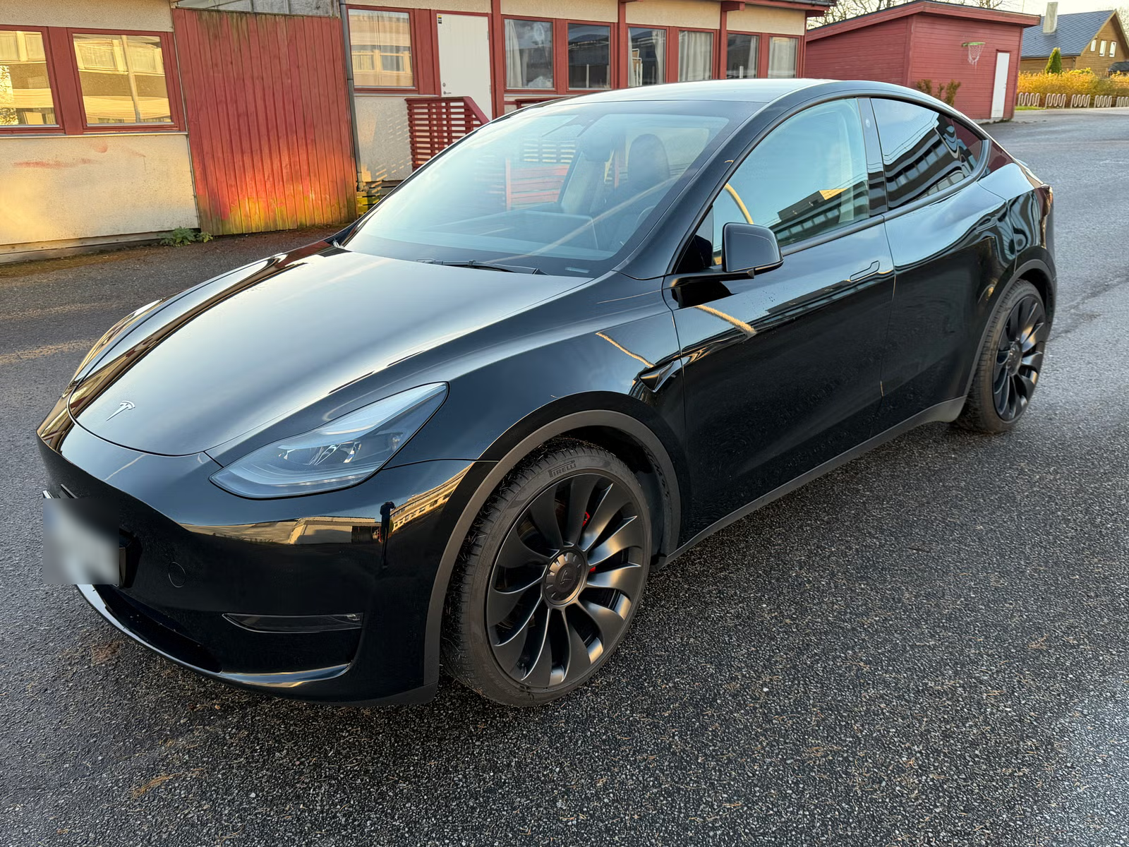 Tesla Model Y Performance 2023 1