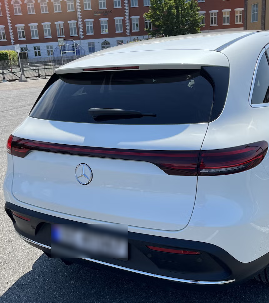 Mercedes-Benz EQC 2021 4