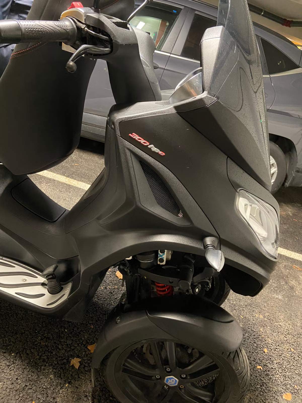 Piaggio MP3 300 HPE 2021 3