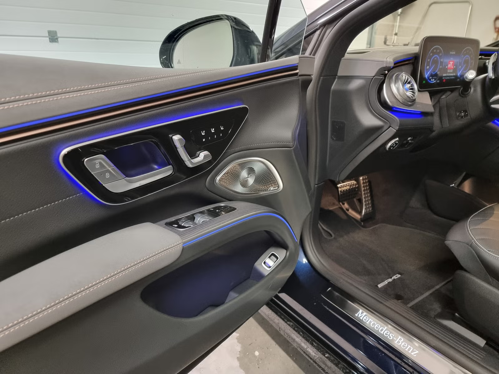 Mercedes-Benz EQS 2023 19