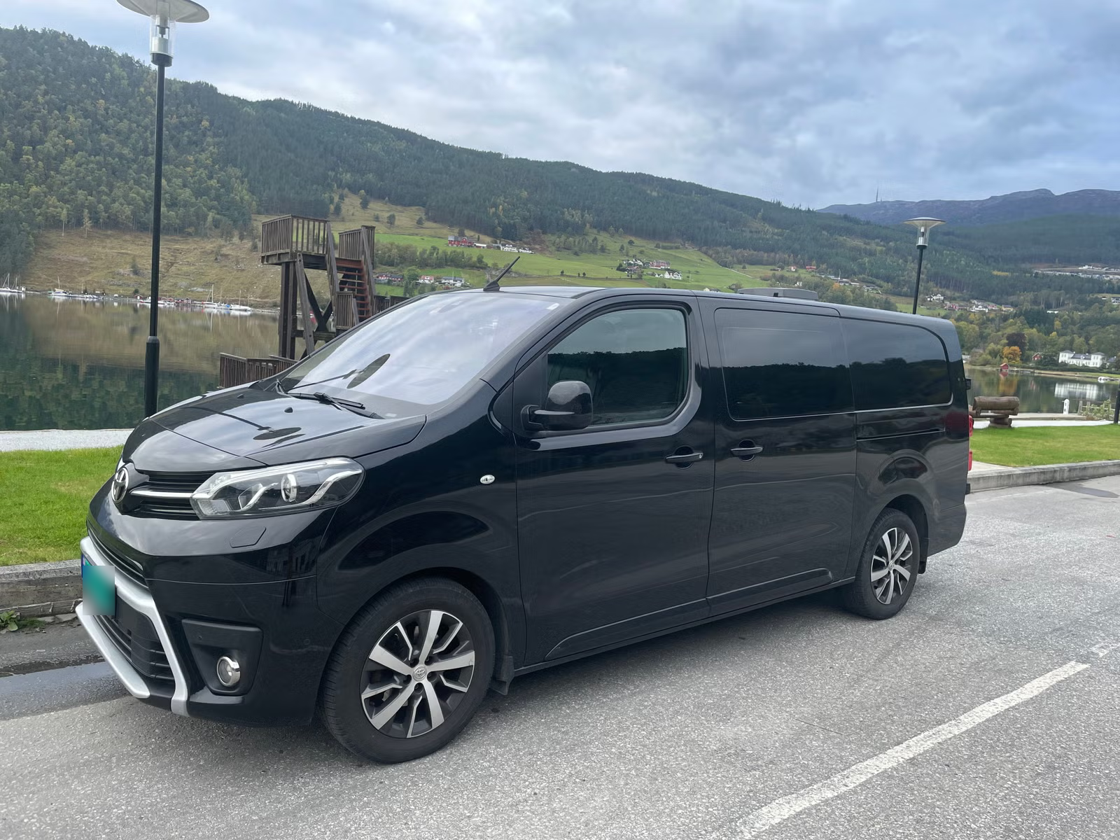 Toyota Proace 2017 1