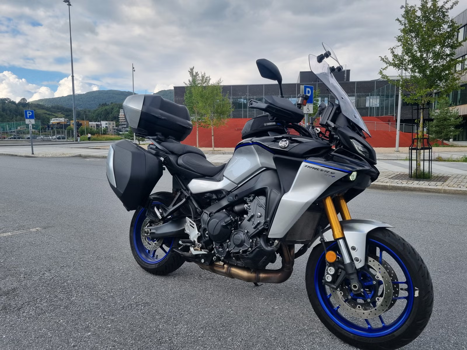 BMW Tracer 9 GT+ 2023 13