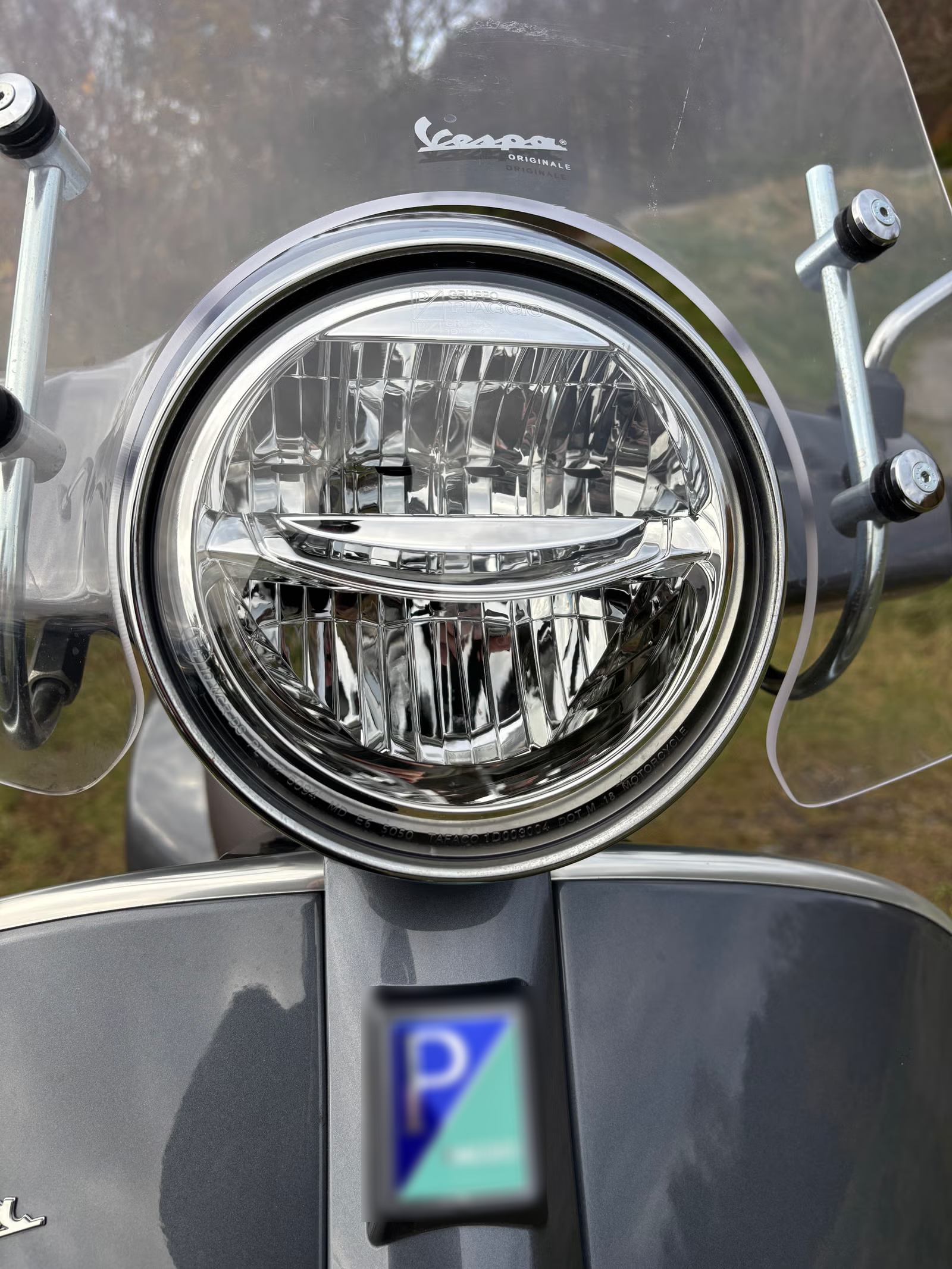 Vespa GTS 300 Touring HPE 2021 10