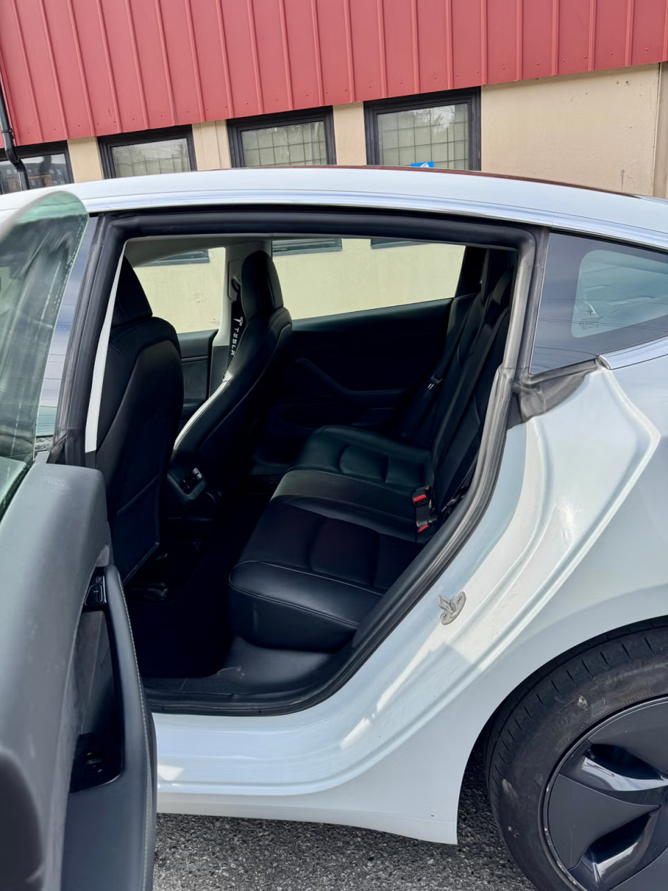 Tesla Model 3 Long Range AWD 2019 17