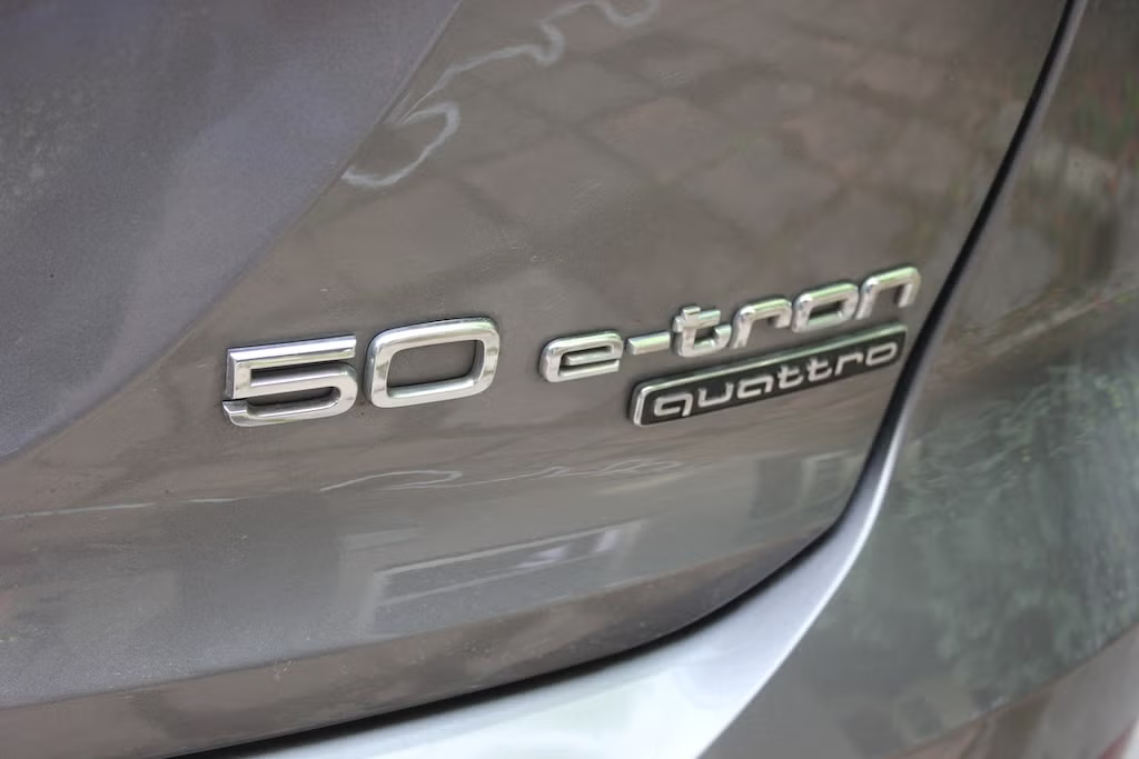 Audi Q4 e-tron 50 quattro Business plus 2022 26