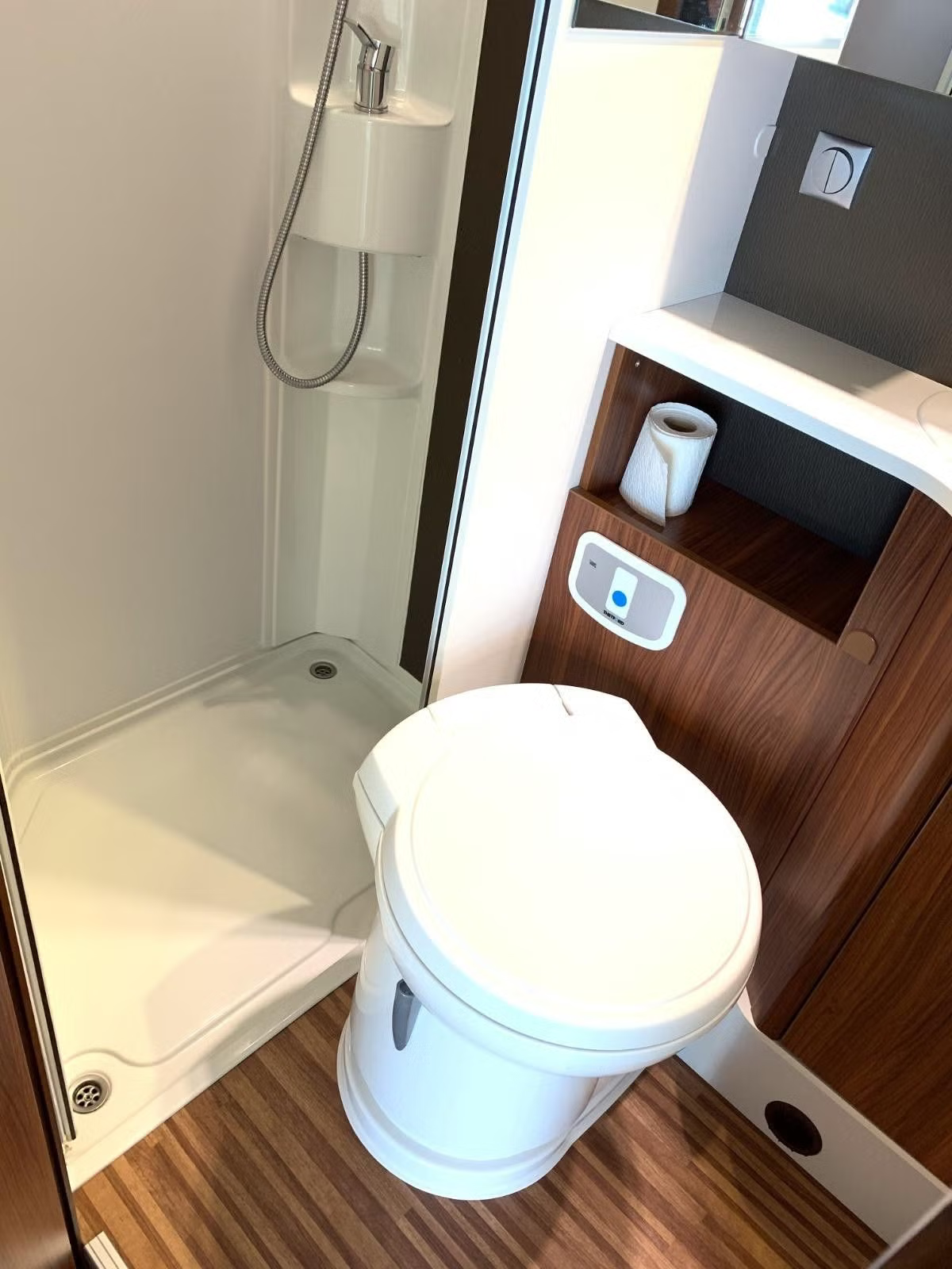 Adria Alcove 2017 18