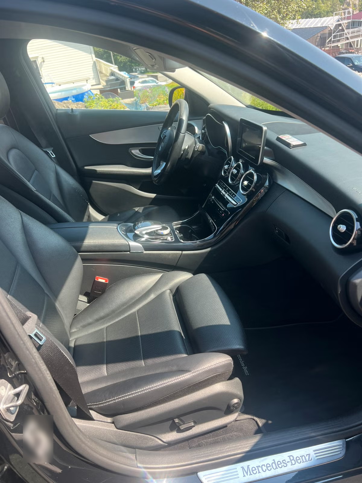 Mercedes-Benz C350e 2016 11