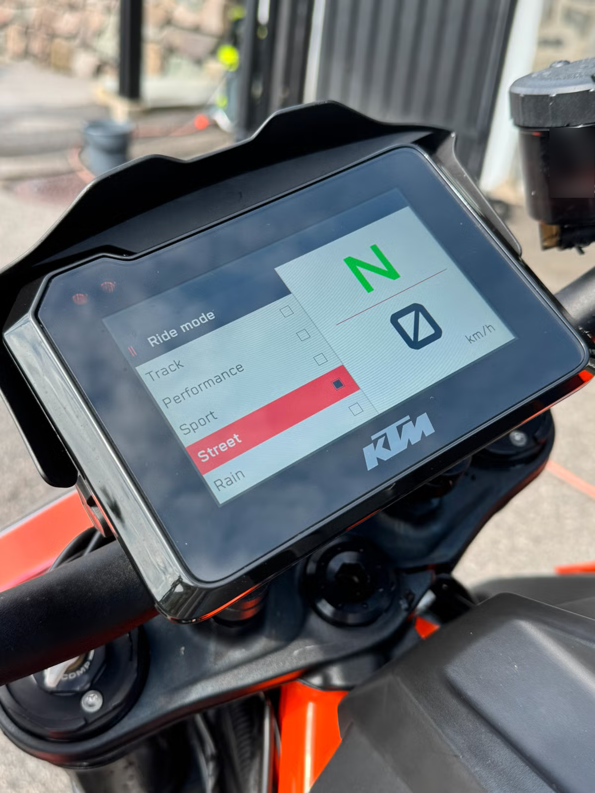 KTM 1290 Super Duke R 2020 23