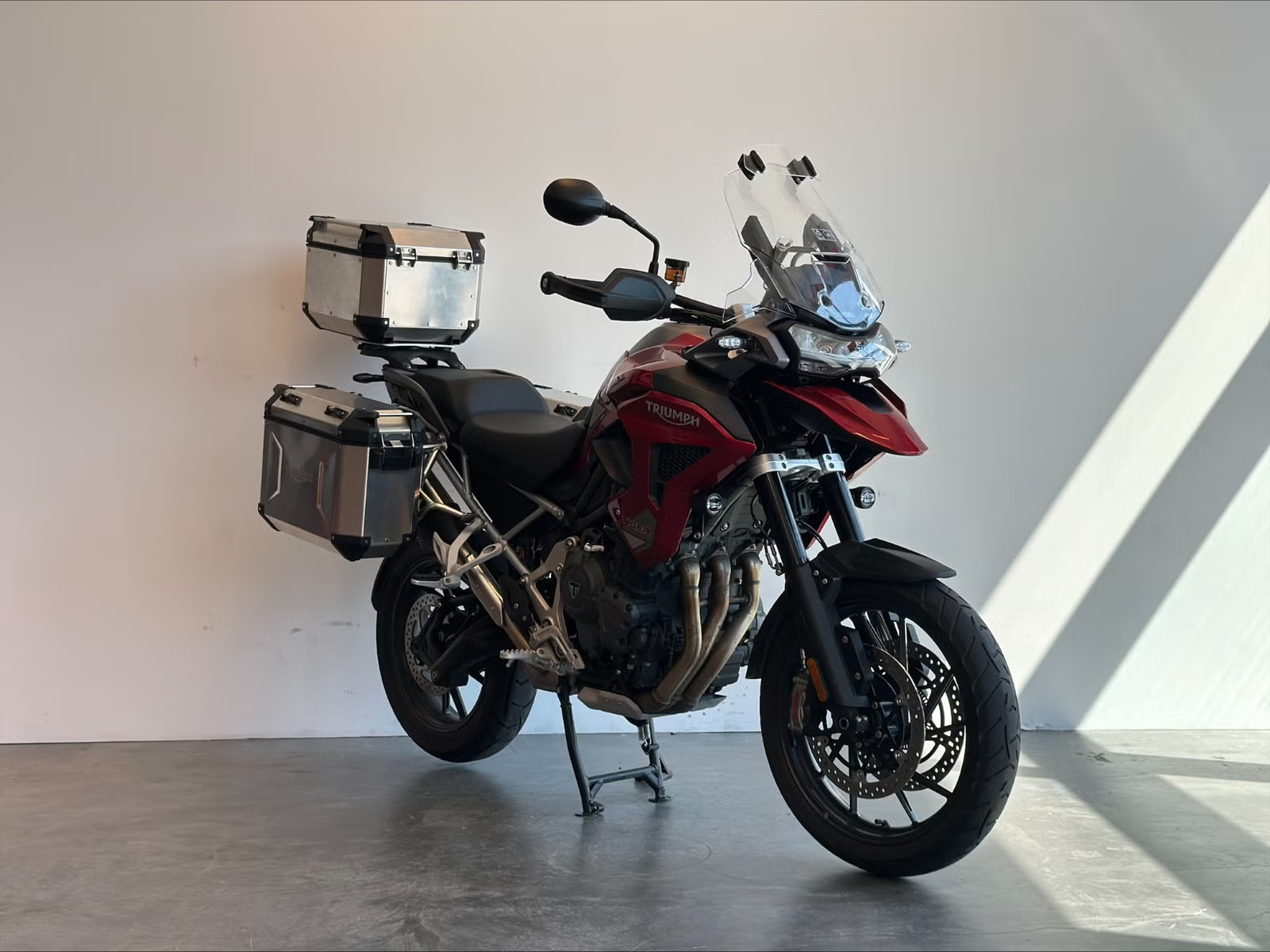 Triumph Tiger 1200 GT PRO 2024 1