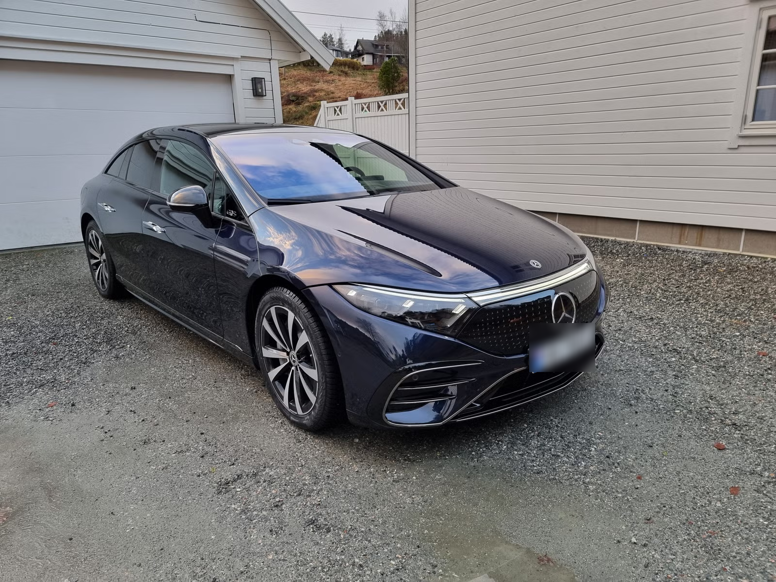 Mercedes-Benz EQS 2023 12