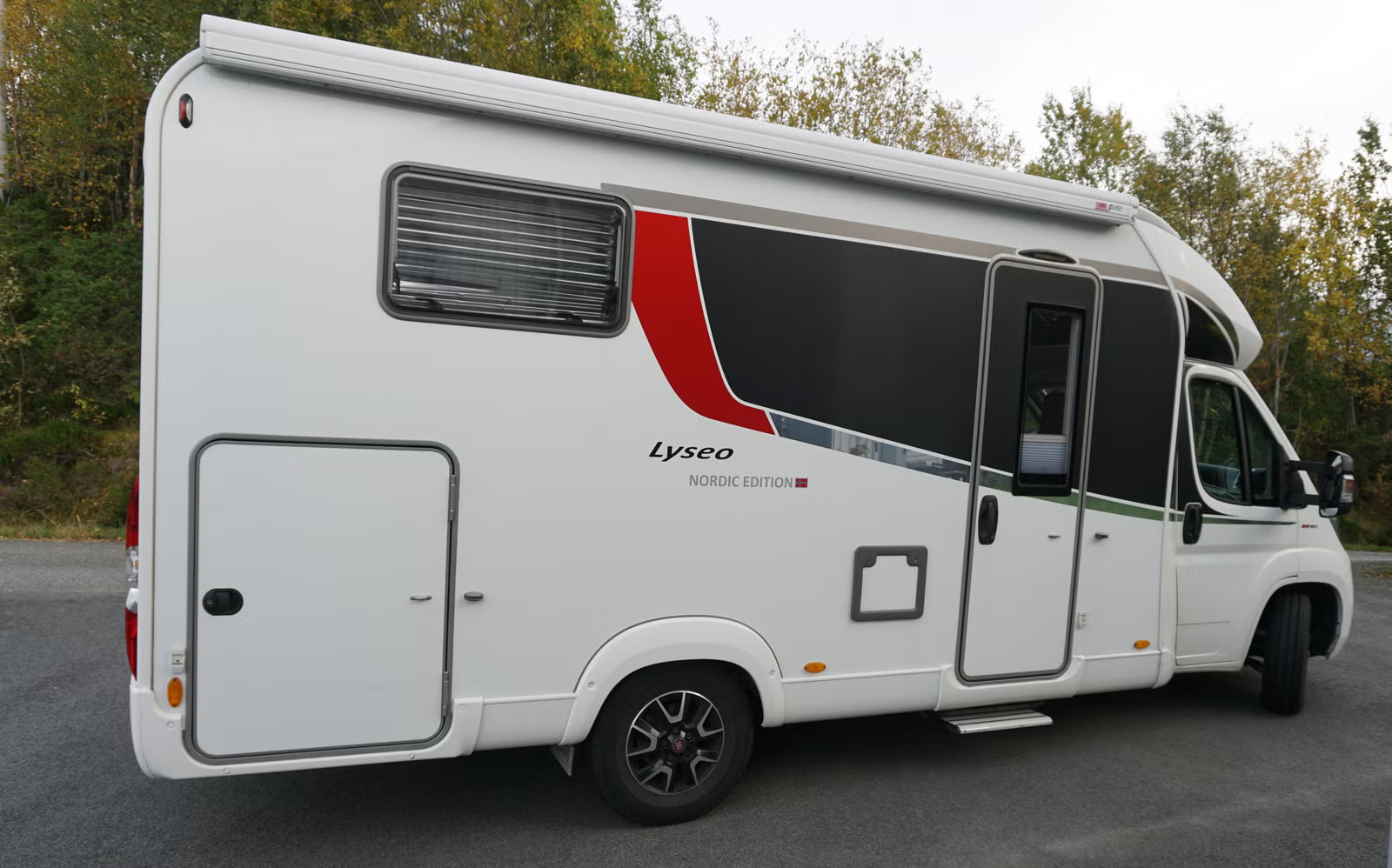 Burstner Bürstner Lyseo Édition Nordique 699 2018 4