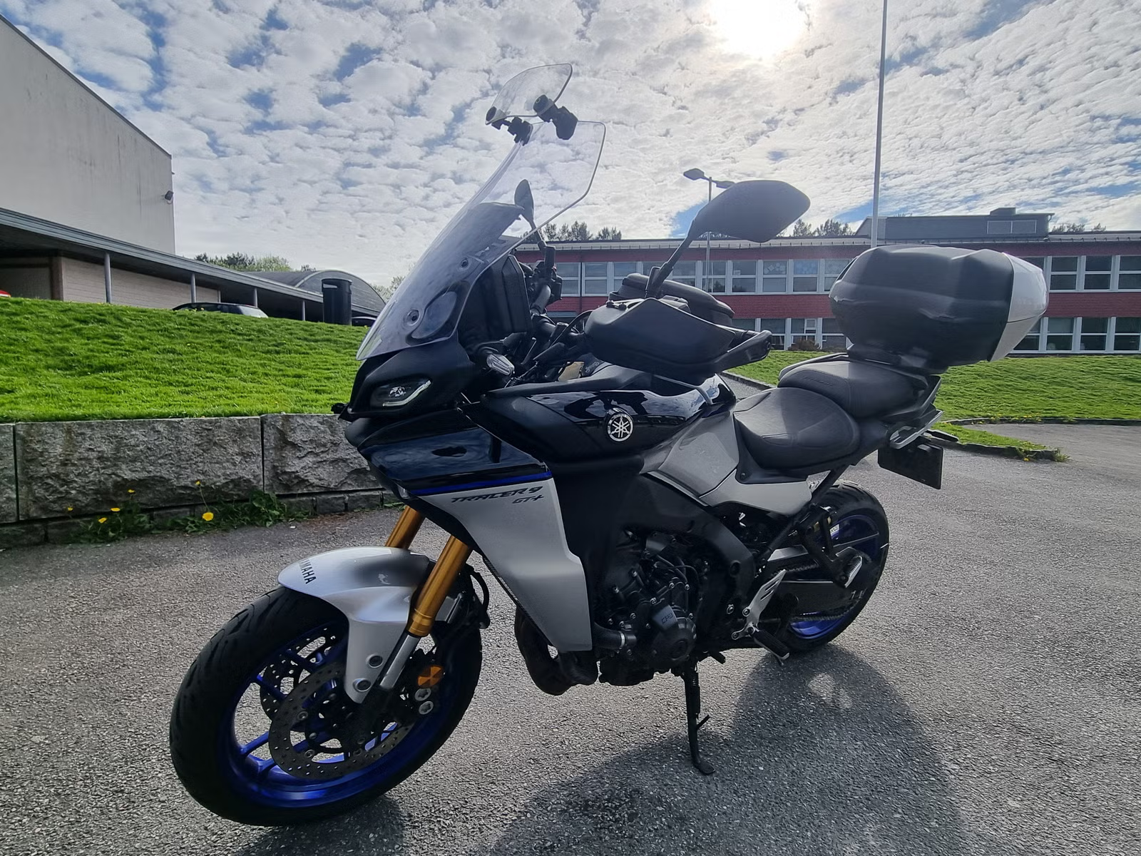 BMW Tracer 9 GT+ 2023 2