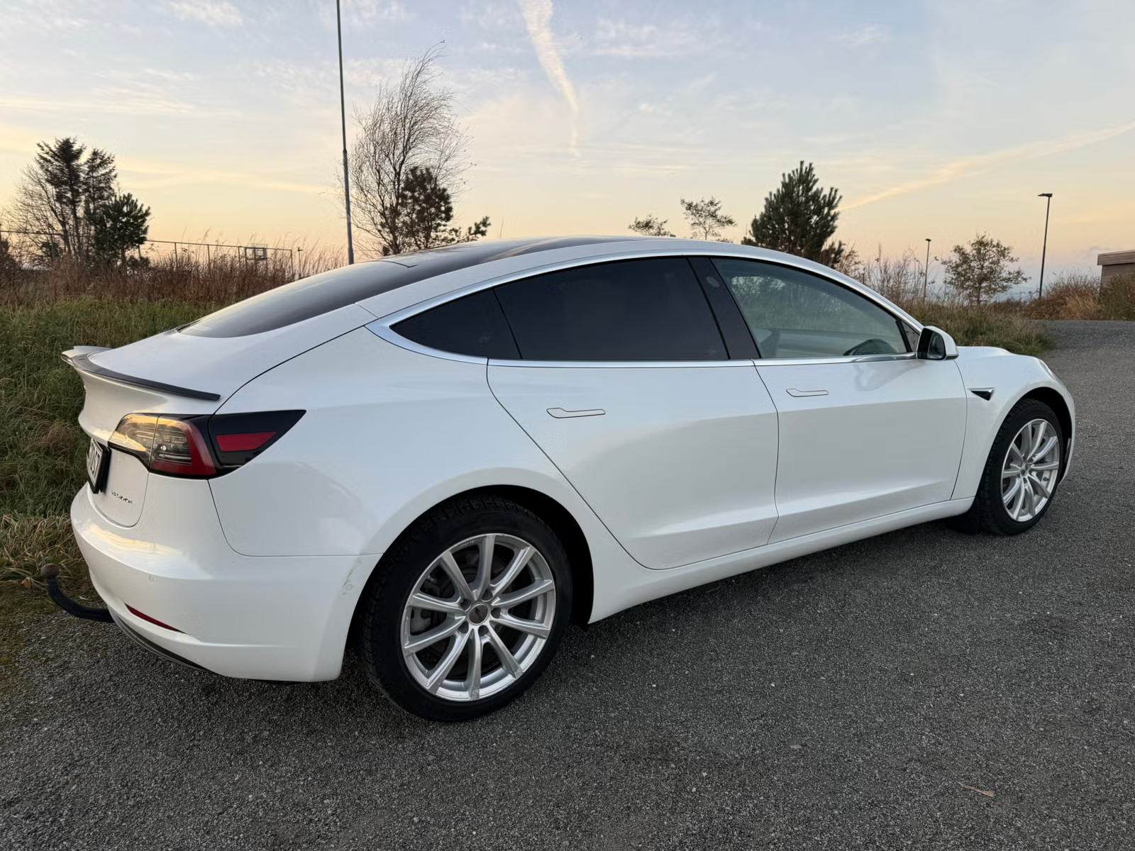 Tesla Model 3 Long Range AWD 2019 17