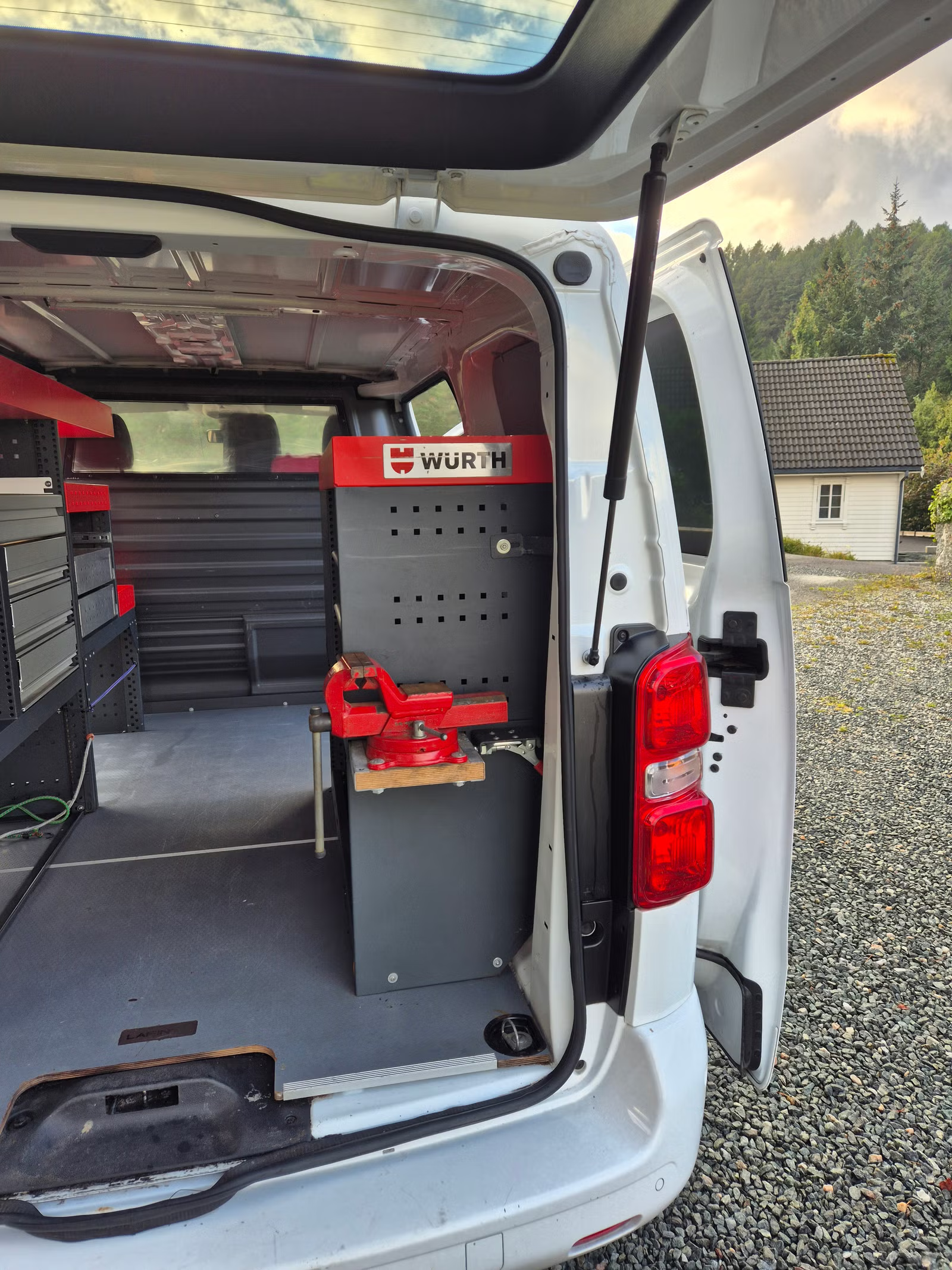 Peugeot Expert Traveller 2020 9