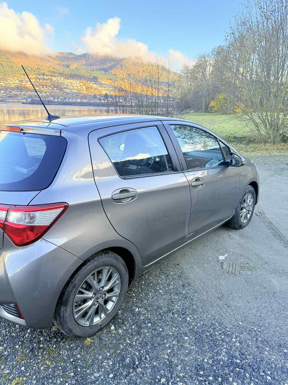 Toyota Yaris 2017 21