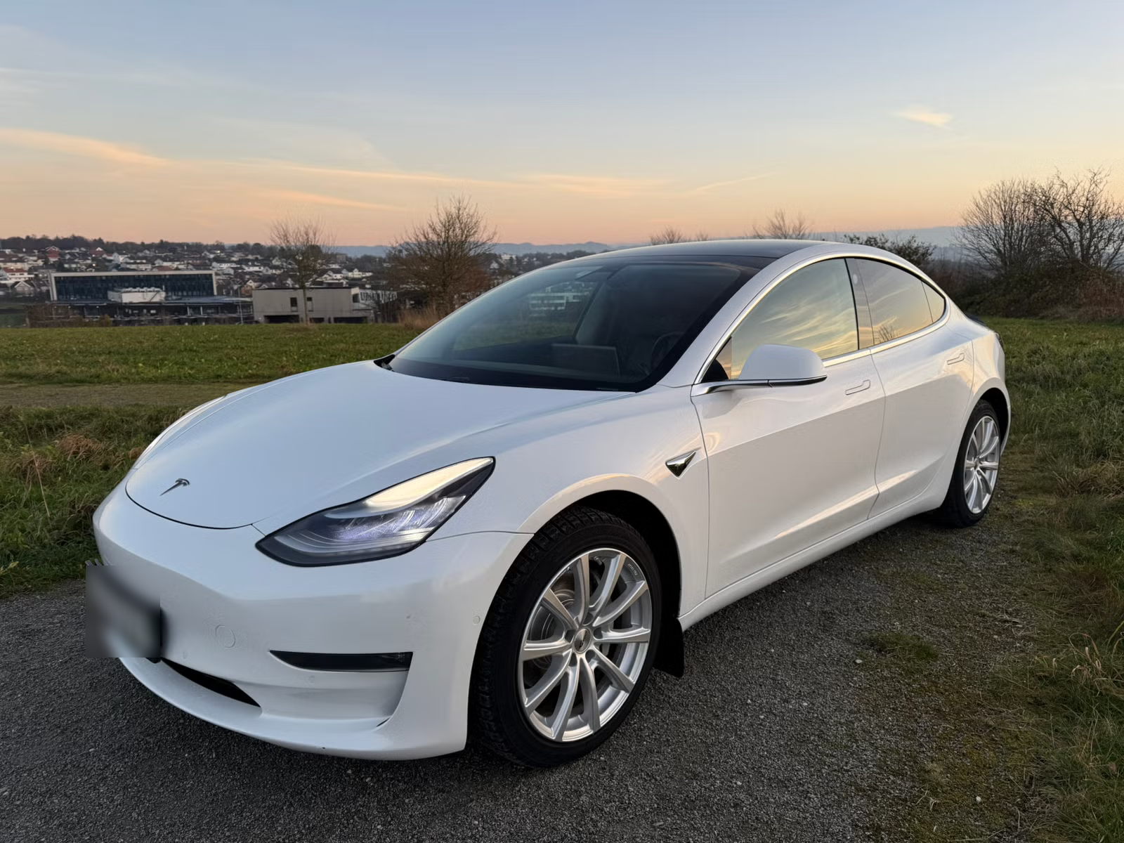 Tesla Model 3 Long Range AWD 2019 6