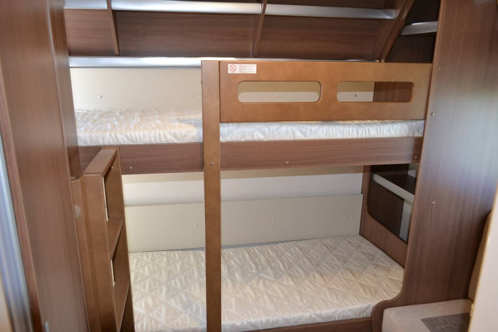 Hobby 720 KWFU Prestige 2020 18