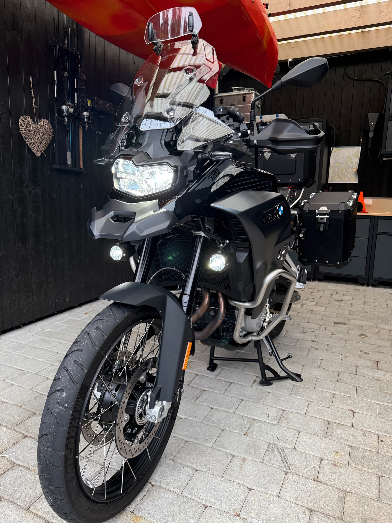 BMW F 850 GS Adventure Triple Black 2023 2