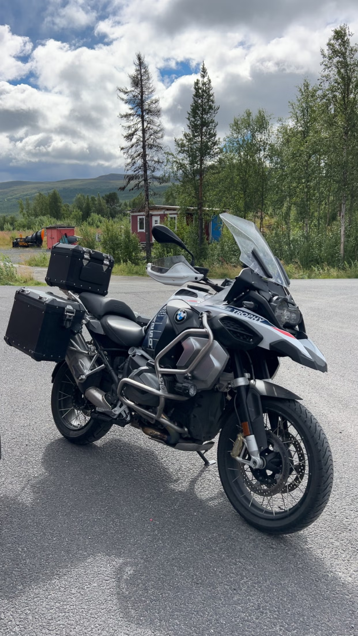 BMW R 1250 GS Trophy 2024 10