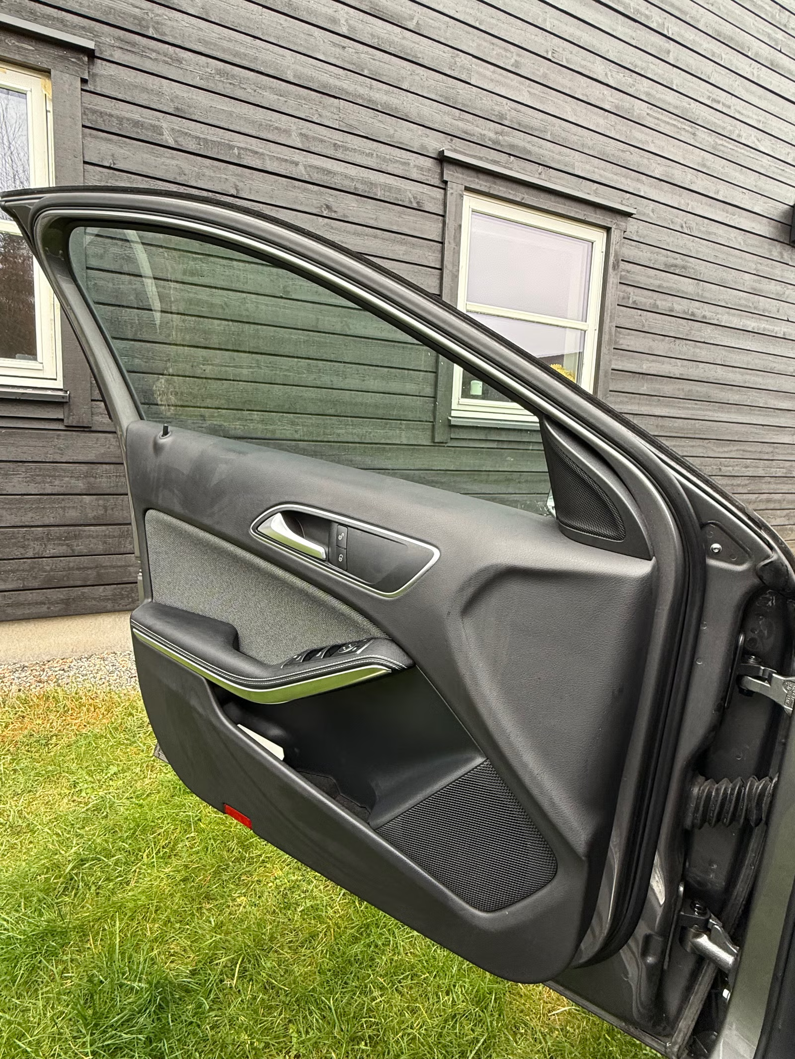 Mercedes-Benz A160 2016 10