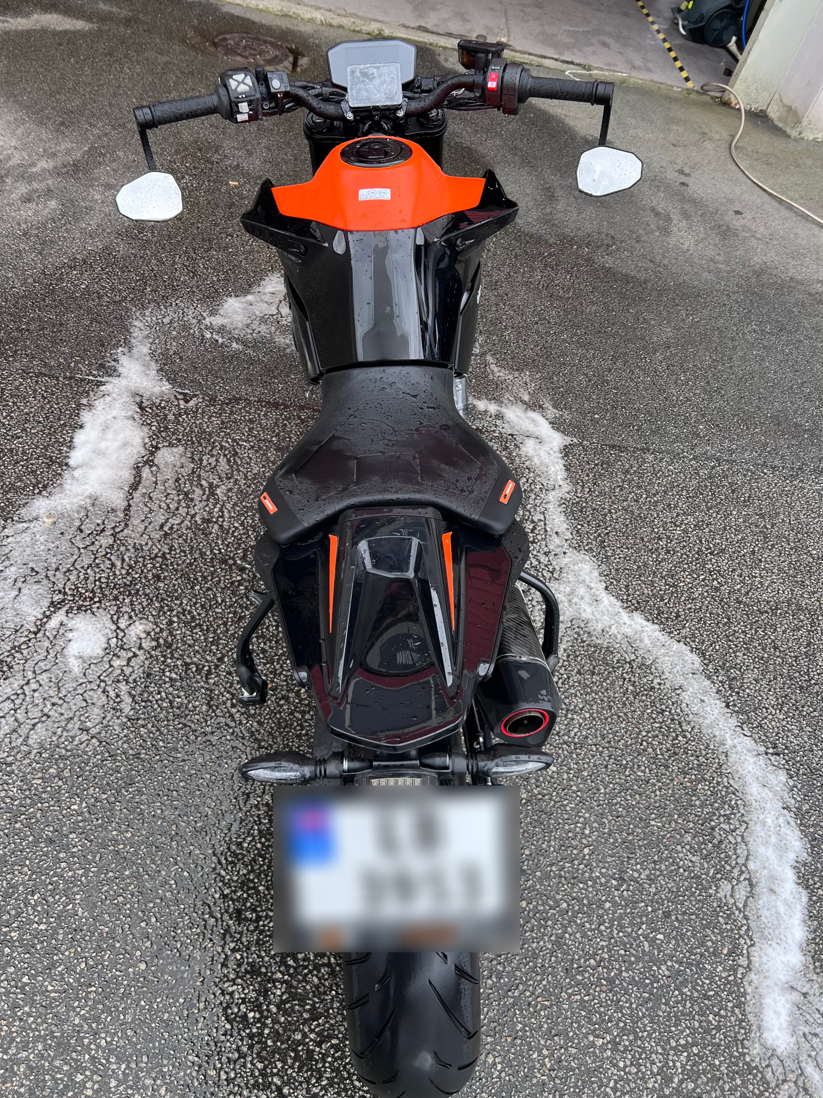KTM 890 Duke 2021 10