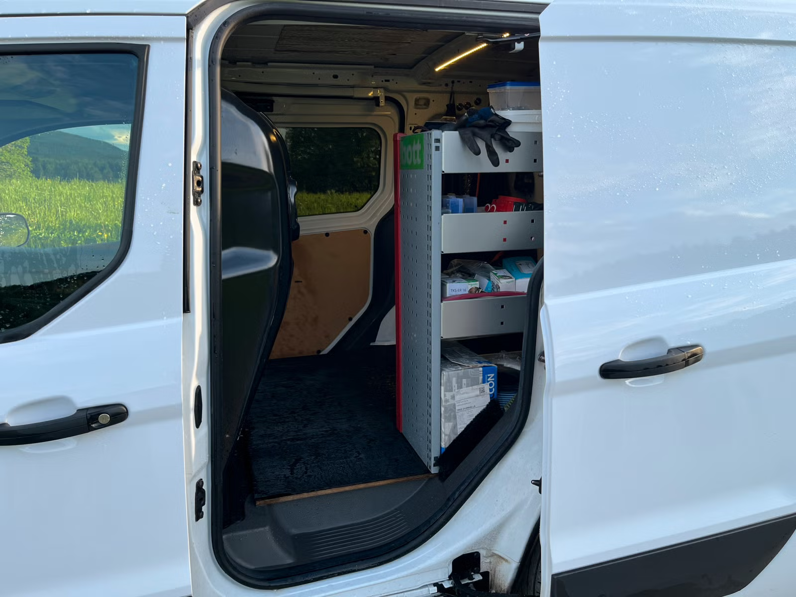 Ford Transit Connect 2019 10
