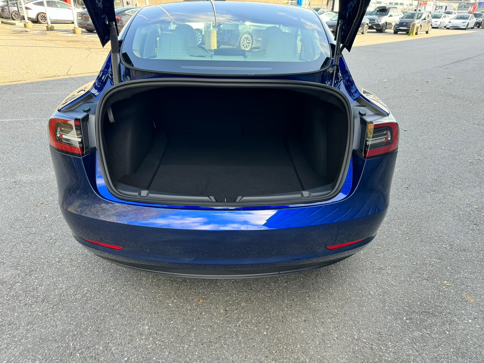 Tesla Model 3 Long Range 2023 3